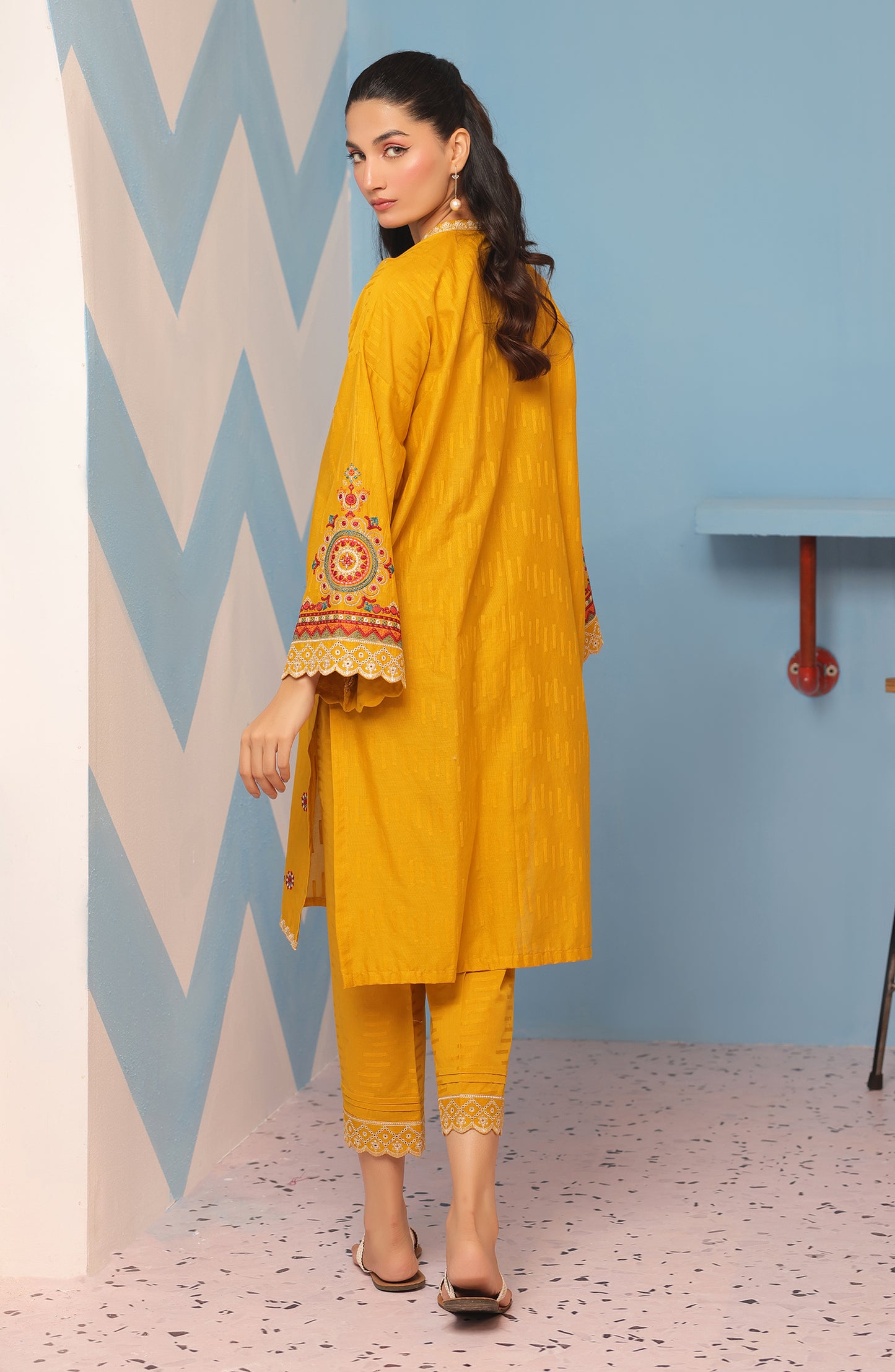 WRHJ23W-2022 JACQUARD Women READY TO WEAR SHIRT PANTS