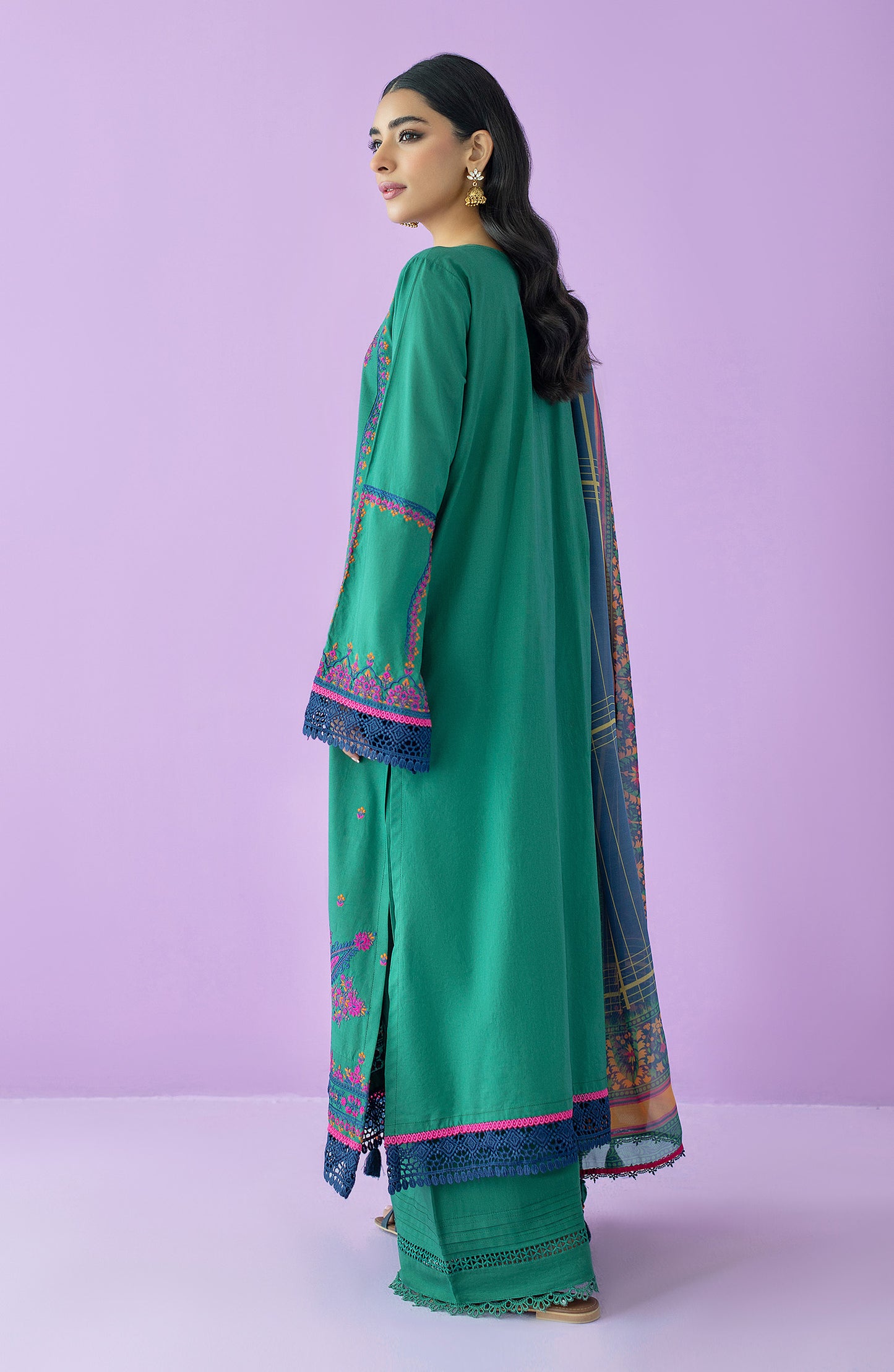 OTL-23-135/U GREEN LAWN UNSTITCHED SHIRT DUPATTA PANTS