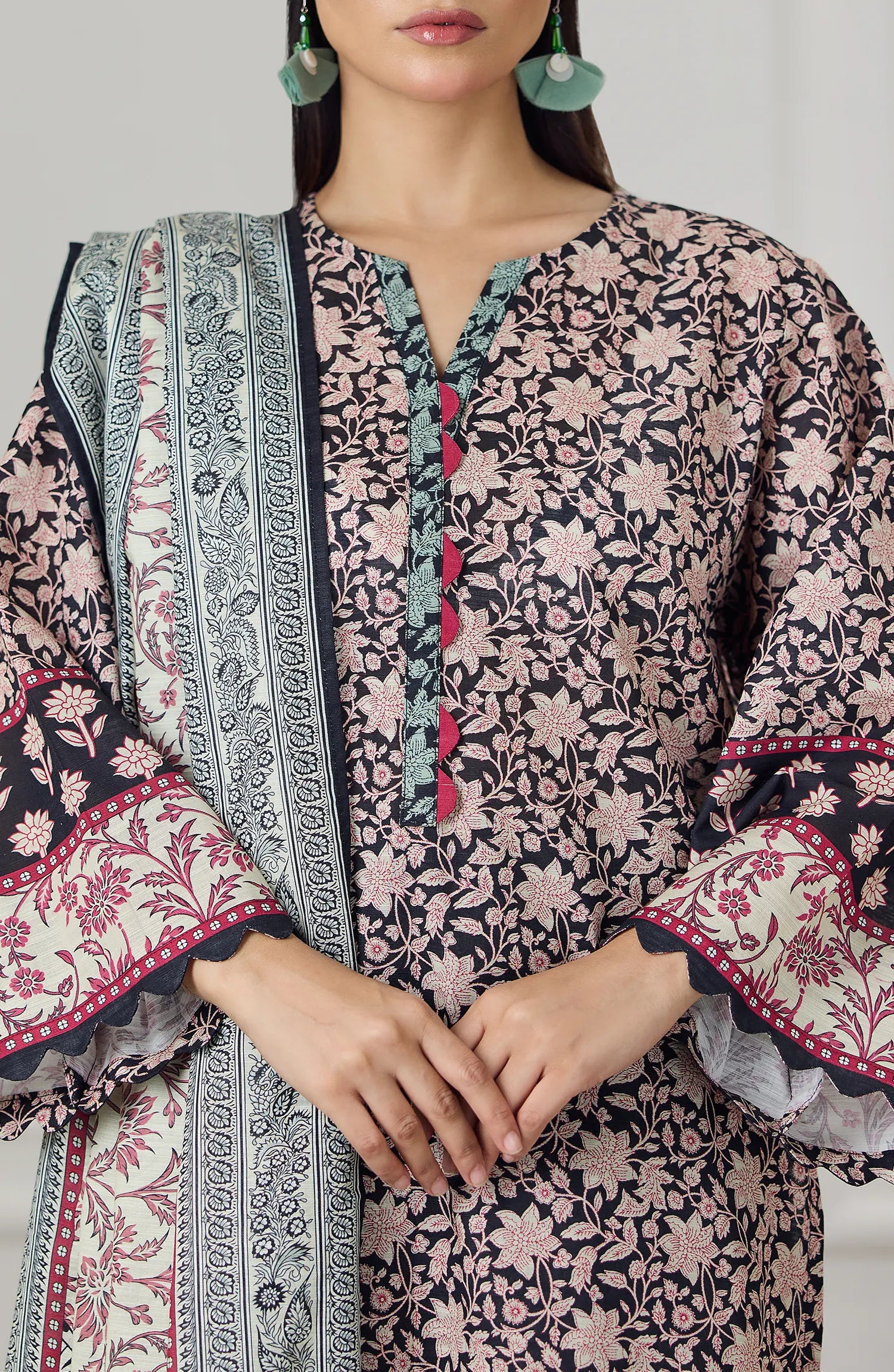 Unstitched | 3 Piece | Printed Khaddar | OTL-25-426