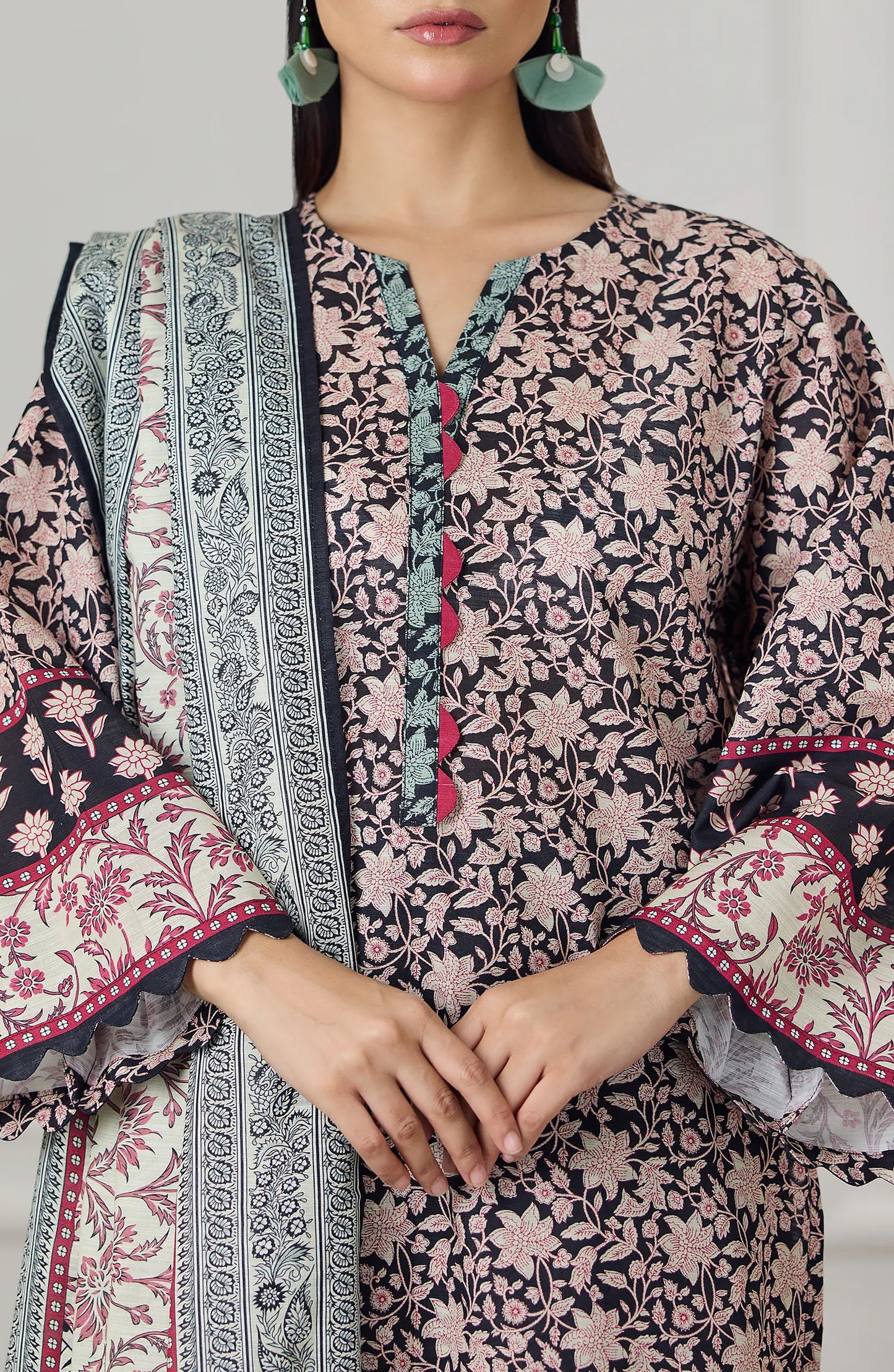 Unstitched | 3 Piece | Printed Khaddar | OTL-25-426