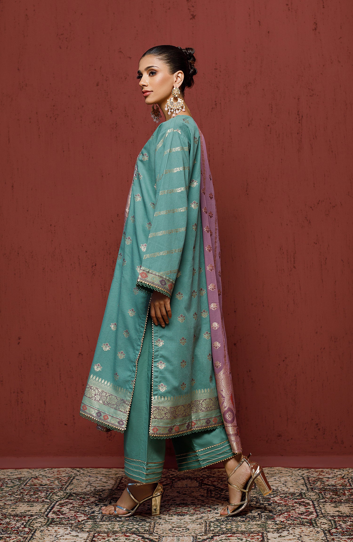 Unstitched 3 Piece Embroidered Jacquard Shirt , Cambric Pant and JACQUARD Dupatta (OTLF-23-079 TEAL)