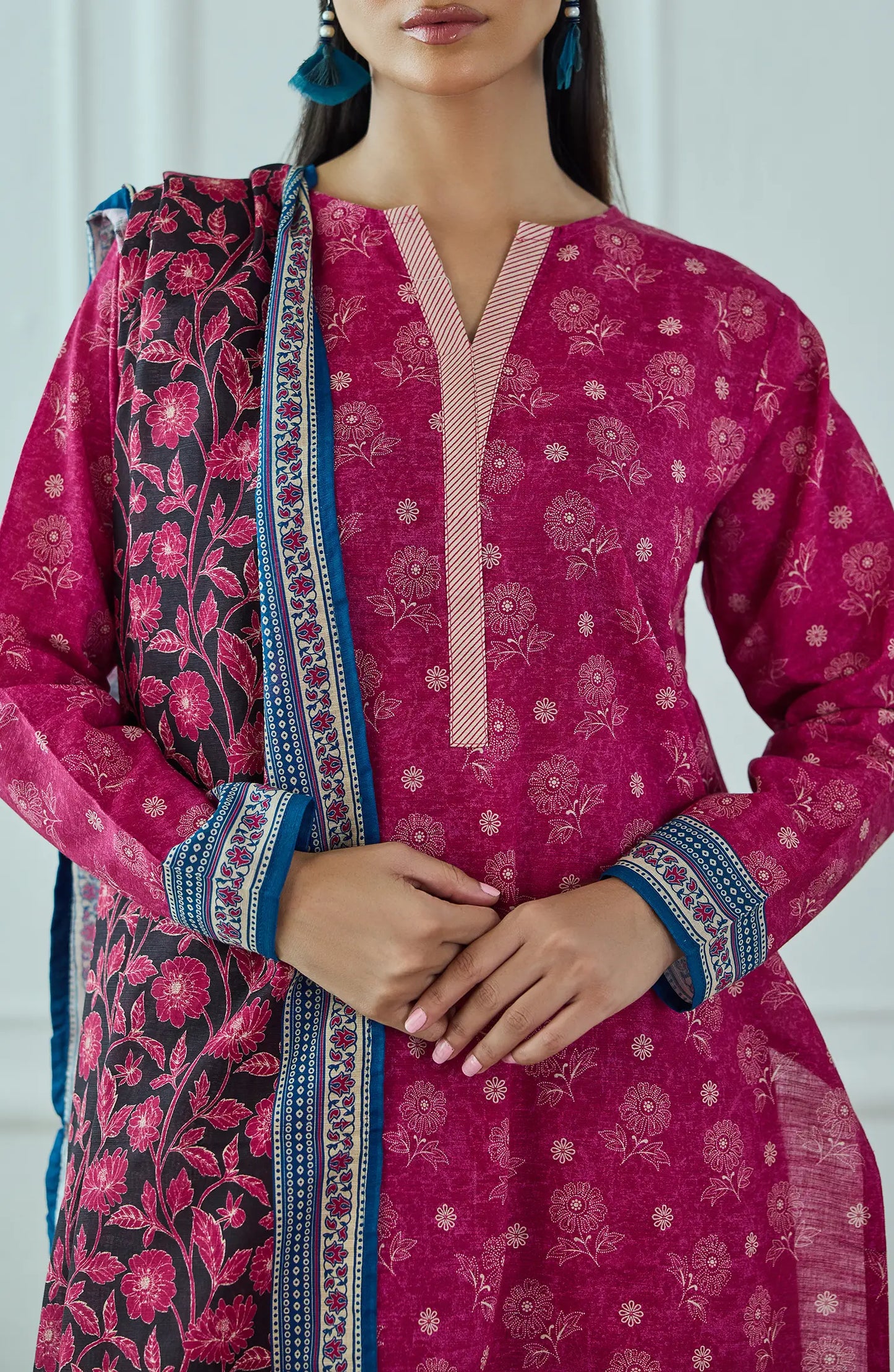 Unstitched | 3 Piece | Printed | Khaddar Shirt | OTL-25-440/U MAGENTA