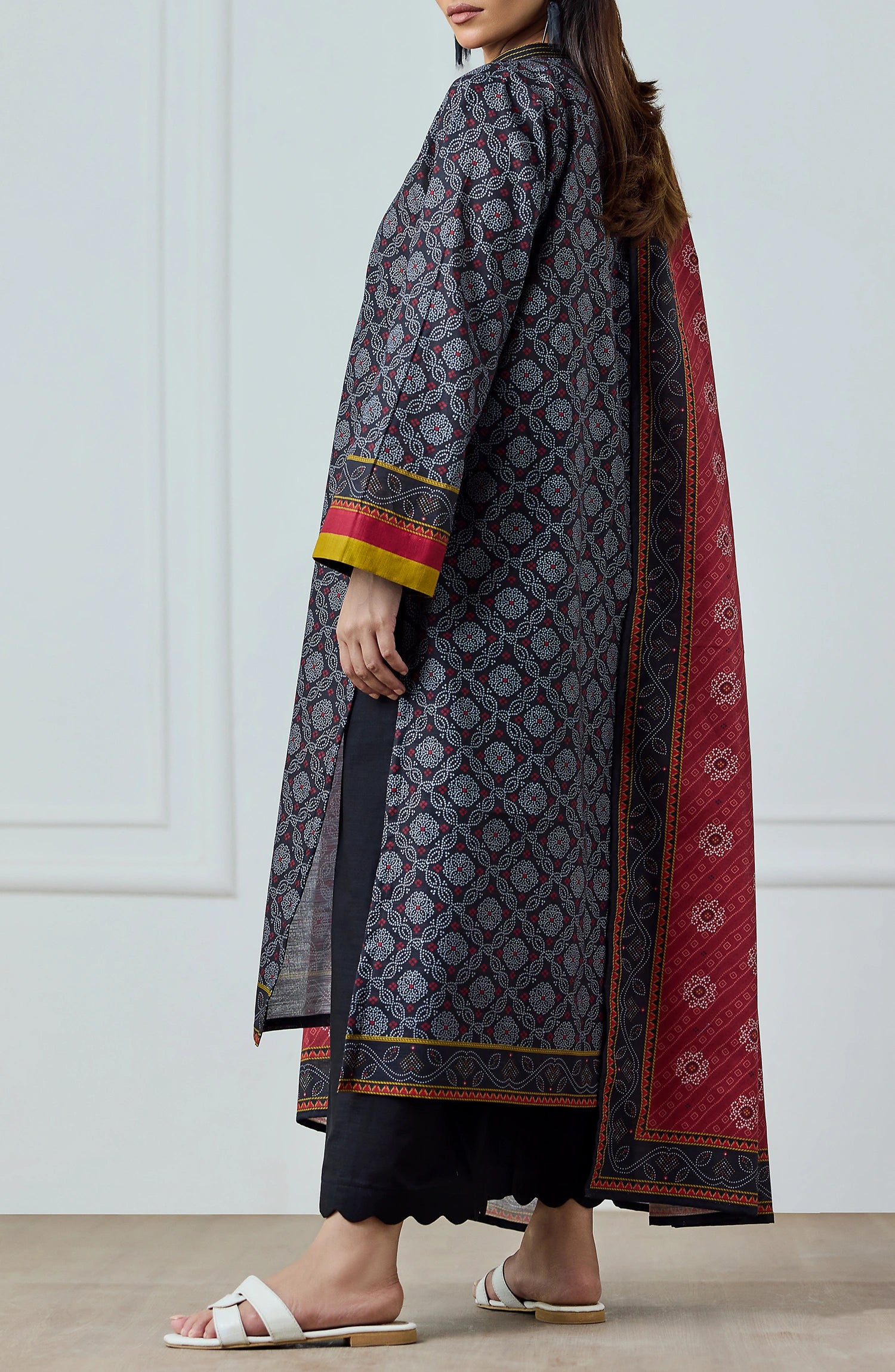 Unstitched | 3 Piece | Printed Khaddar | OTL-25-429