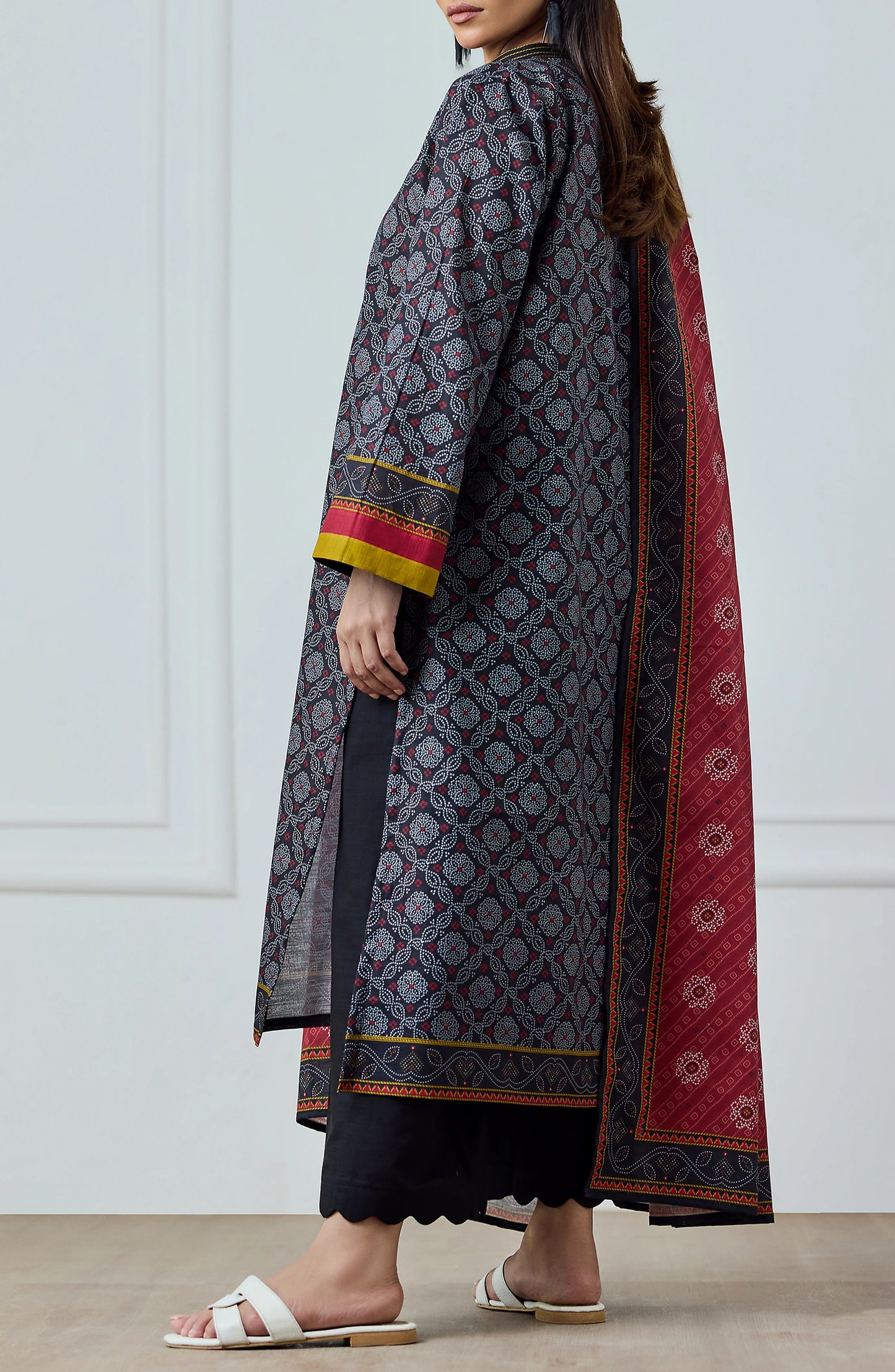 Unstitched | 3 Piece | Printed Khaddar | OTL-25-429