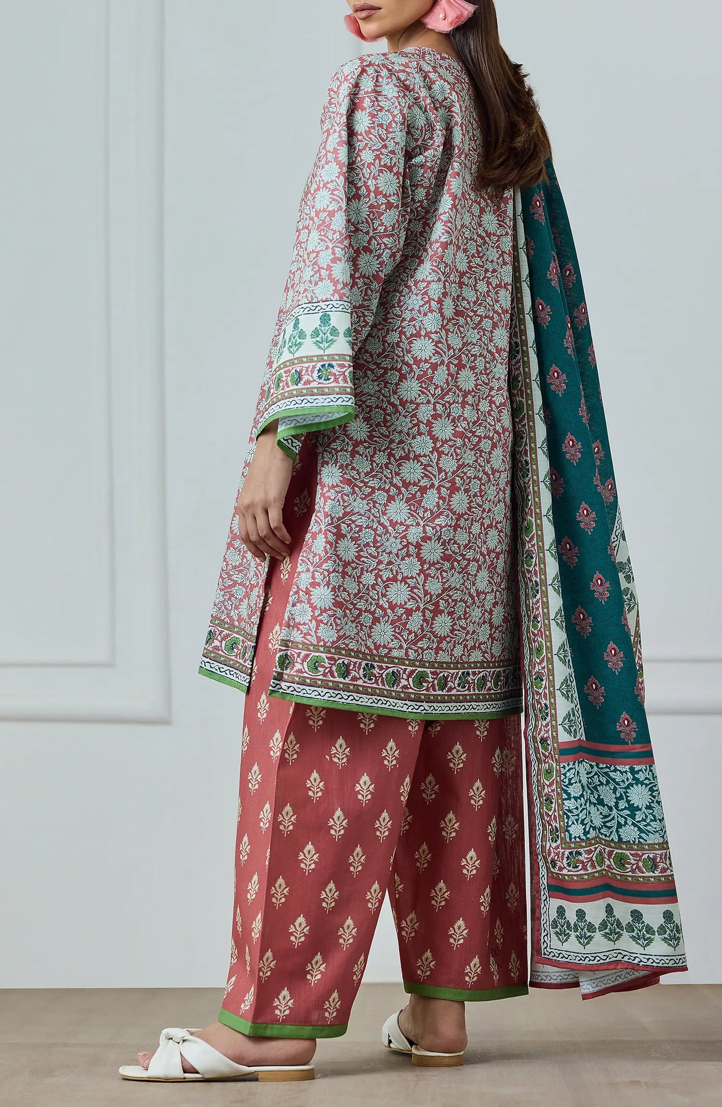 Unstitched | 3 Piece | Printed Khaddar | OTL-25-432