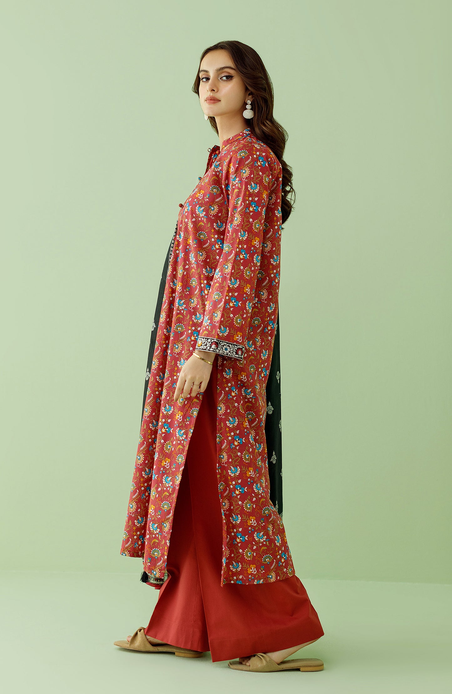 Stitched 3 Piece Printed Lawn Shirt , Cambric Pant and Lawn Dupatta (OTL-23-353/S MAROON)