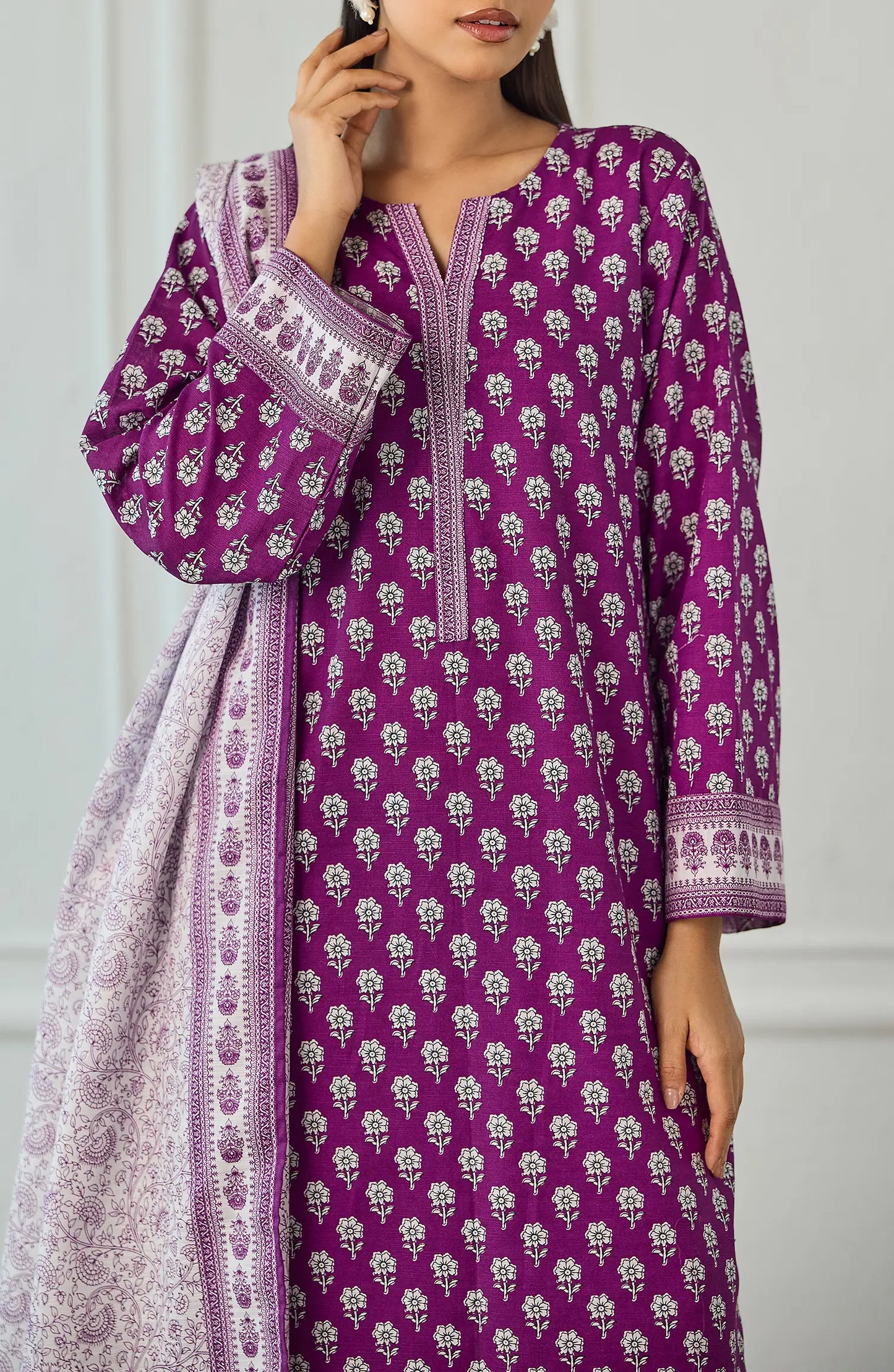 Unstitched | 3 Piece | Printed | Khaddar Shirt | OTL-25-458/U PURPLE