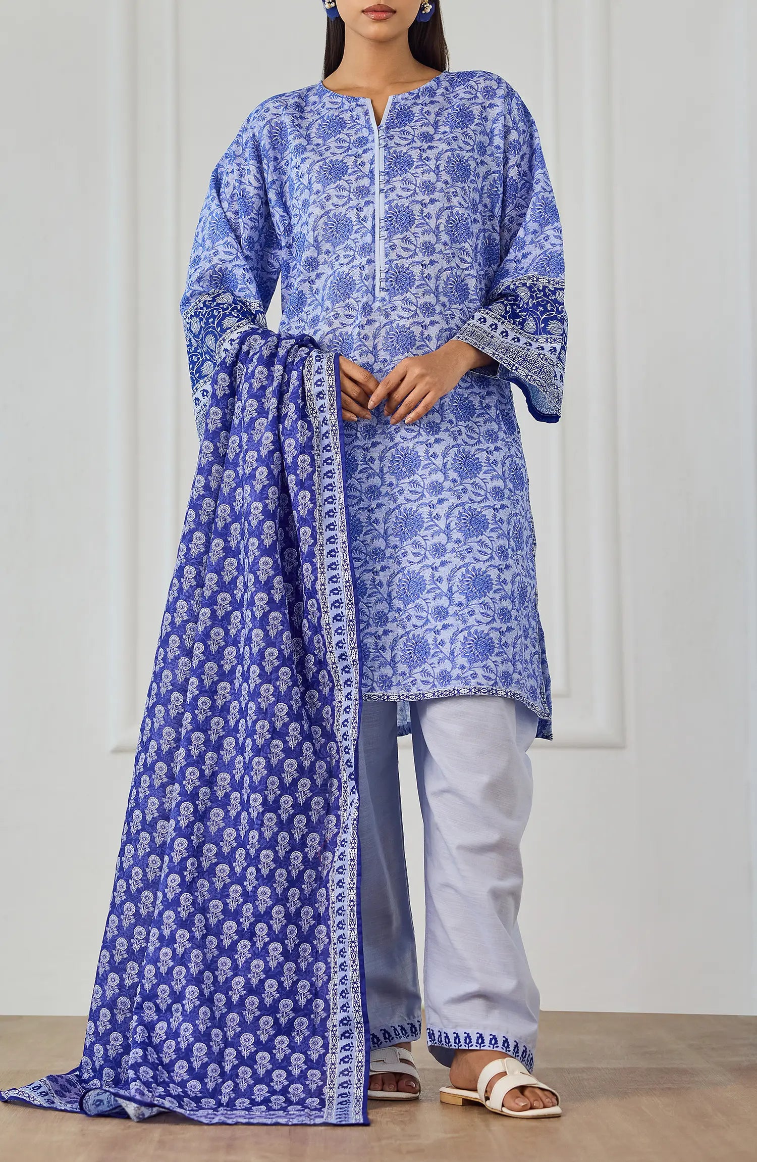 Unstitched | 3 Piece | Printed | Khaddar Shirt | OTL-25-447/U BLUE