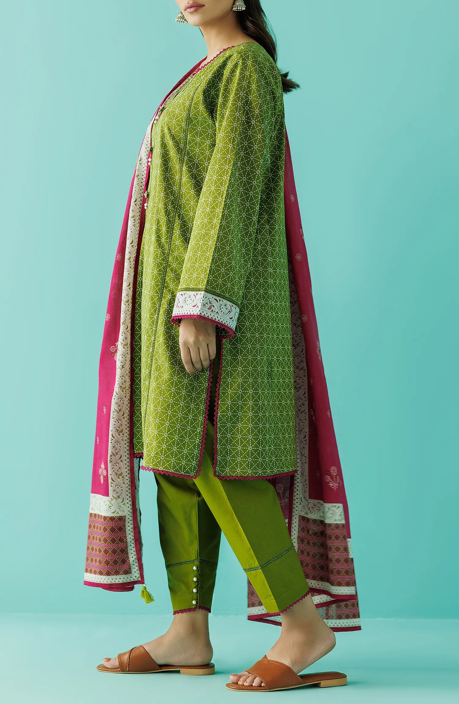 Woman wearing a green kurta with a pink dupatta on a green shalwar. Unstitched Printed Lawn Shirt Dupatta & Pant - 3 Piece Suits - OTL-20145