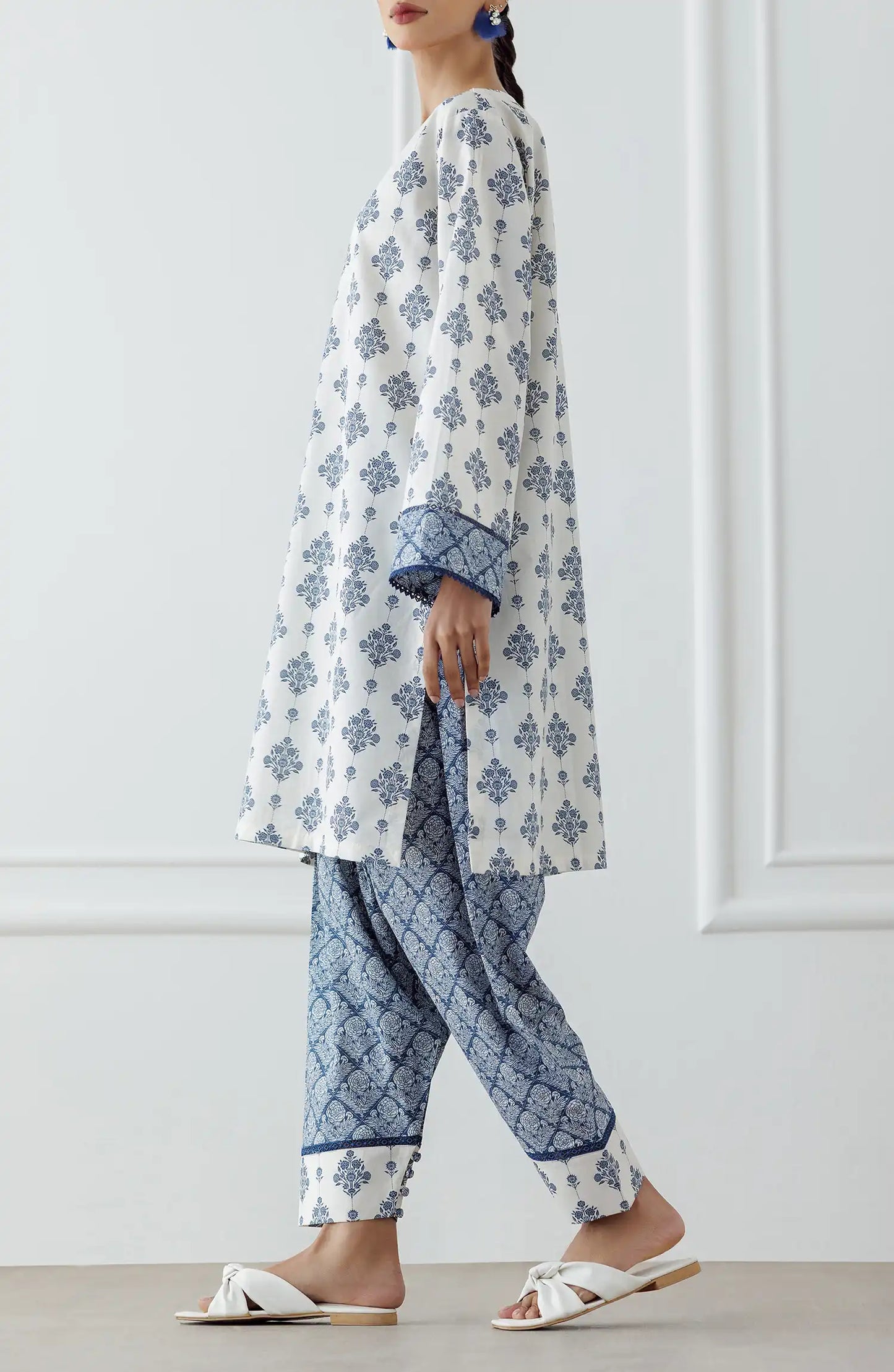 Stitched | 2 Piece | Printed Lawn | WRCV25S-2011
