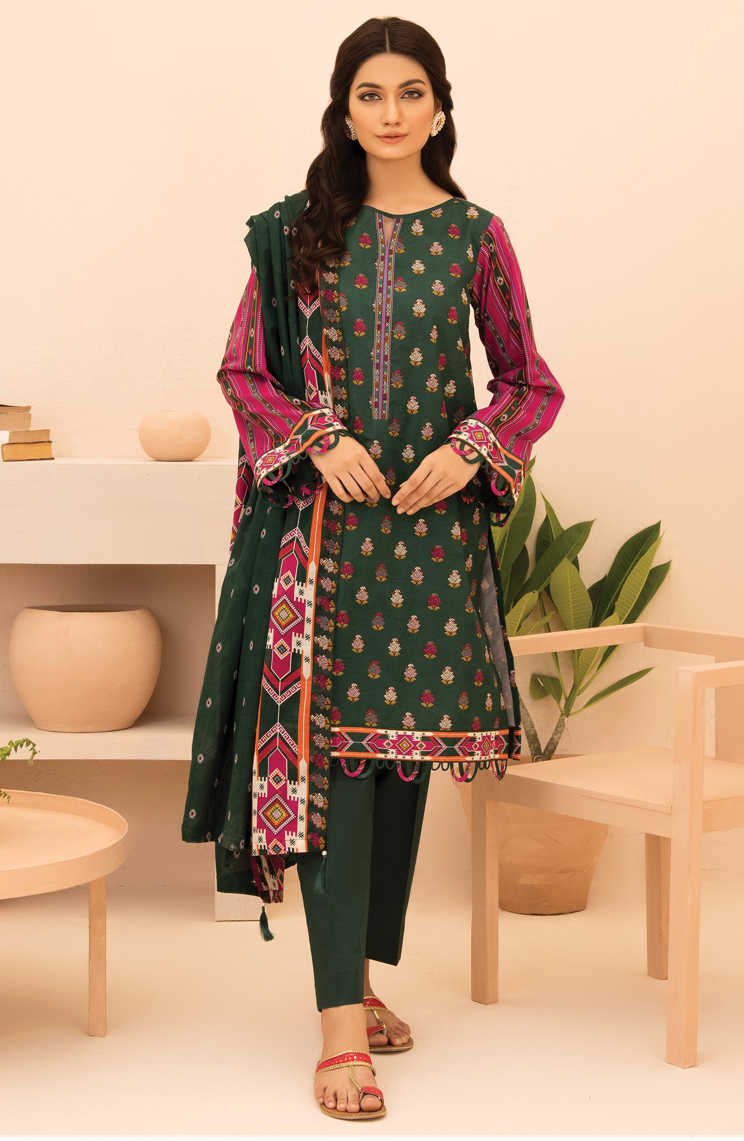 Unstitched 3 Piece Printed Lawn Shirt , Dyed Textured Pant and Lawn Dupatta (OTL-21-222/U GREEN)