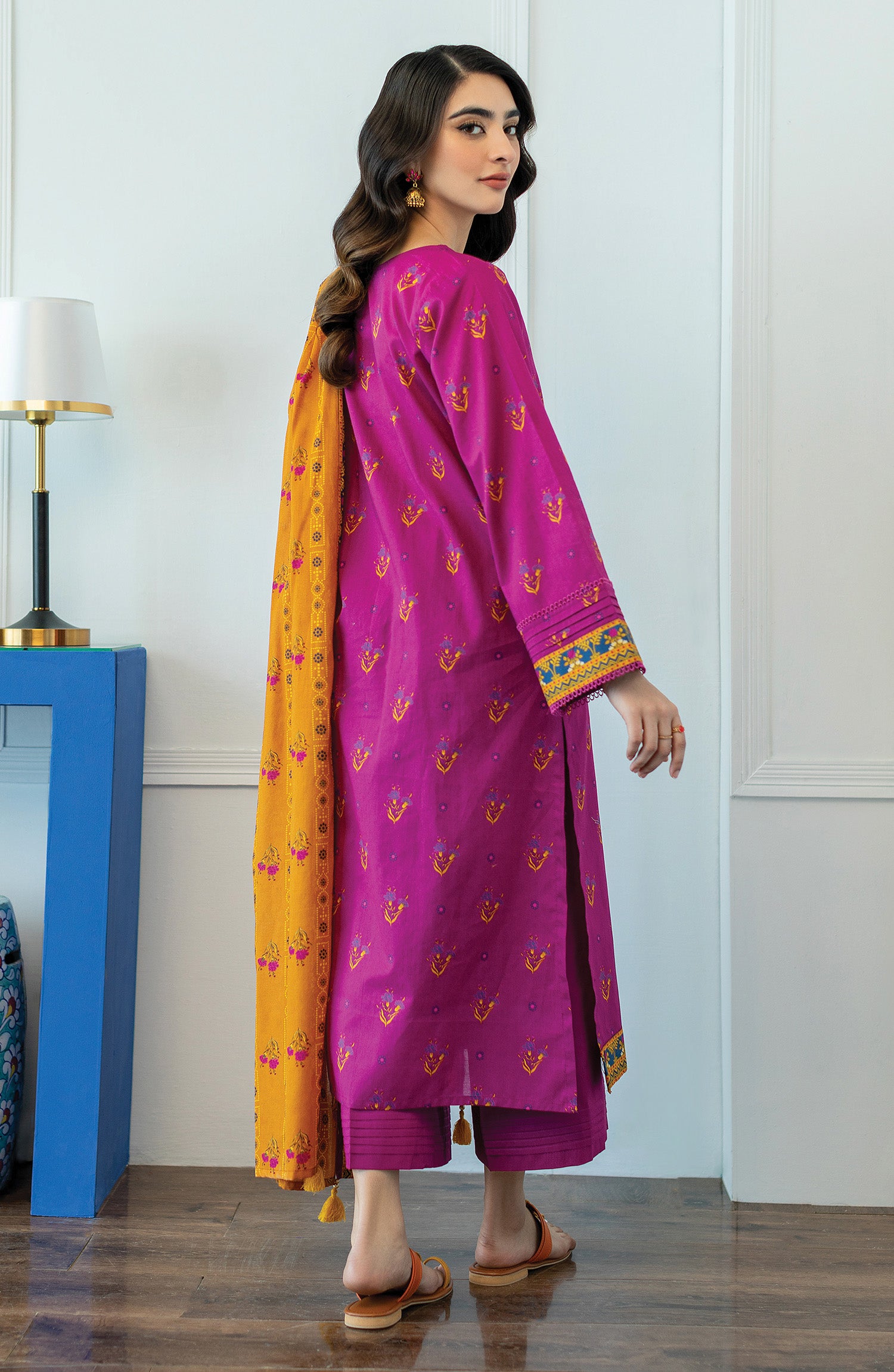 OTL-23-019/U MAGENTA LAWN  UNSTITCHED SHIRT DUPATTA PANTS