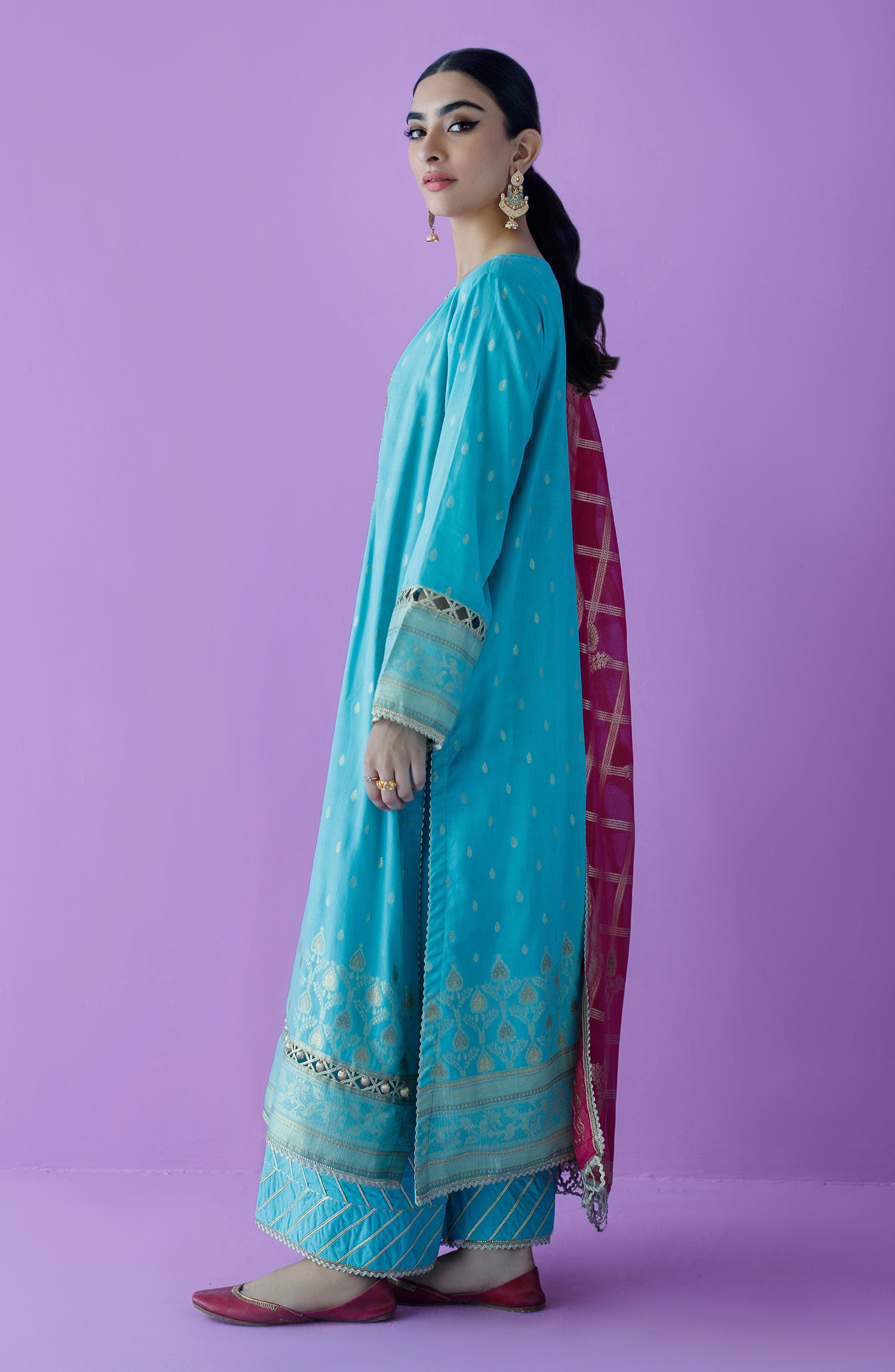 OTLF-23-018/U LIGHT BLUE JACQUARD  UNSTITCHED SHIRT DUPATTA PANTS