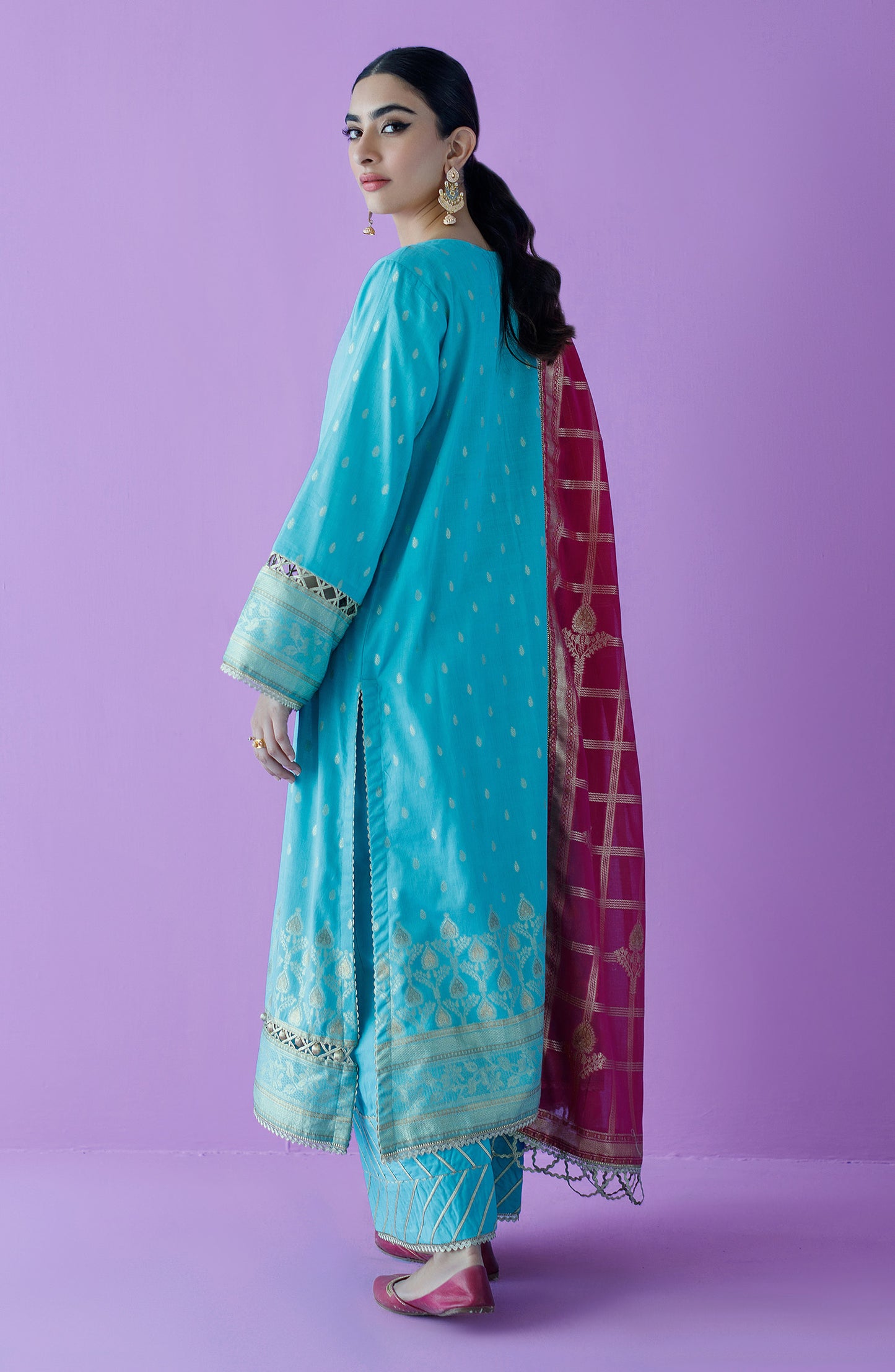 OTLF-23-018/U LIGHT BLUE JACQUARD  UNSTITCHED SHIRT DUPATTA PANTS
