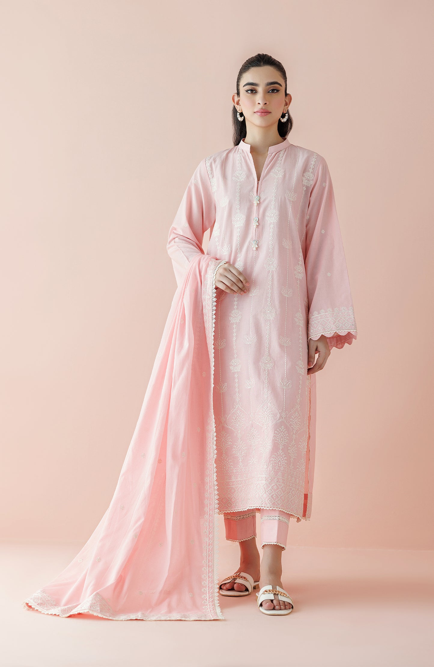 Unstitched 3 Piece Embroidered Lawn Shirt , Cambric Pant and Lawn Dupatta (WRFC24S-3003/U PINK)