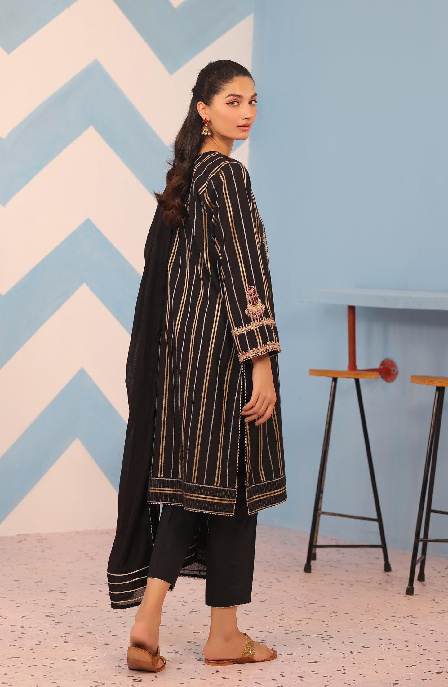 WRHJ23W-3003 JACQUARD Women READY TO WEAR SHIRT DUPATTA PANTS