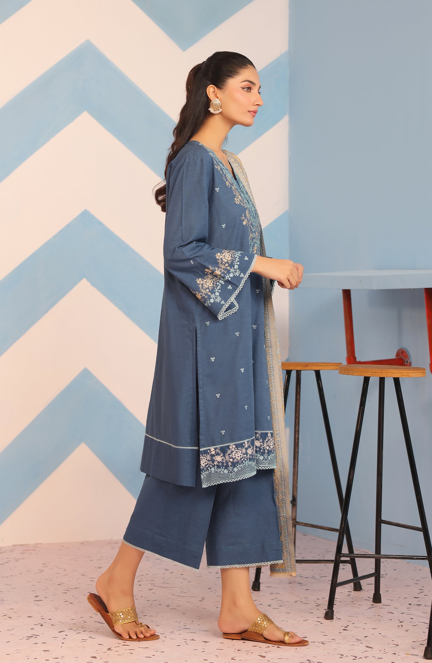 OTL-23-211/S TURQUOISE KHADDAR Women READY TO WEAR SHIRT DUPATTA PANTS