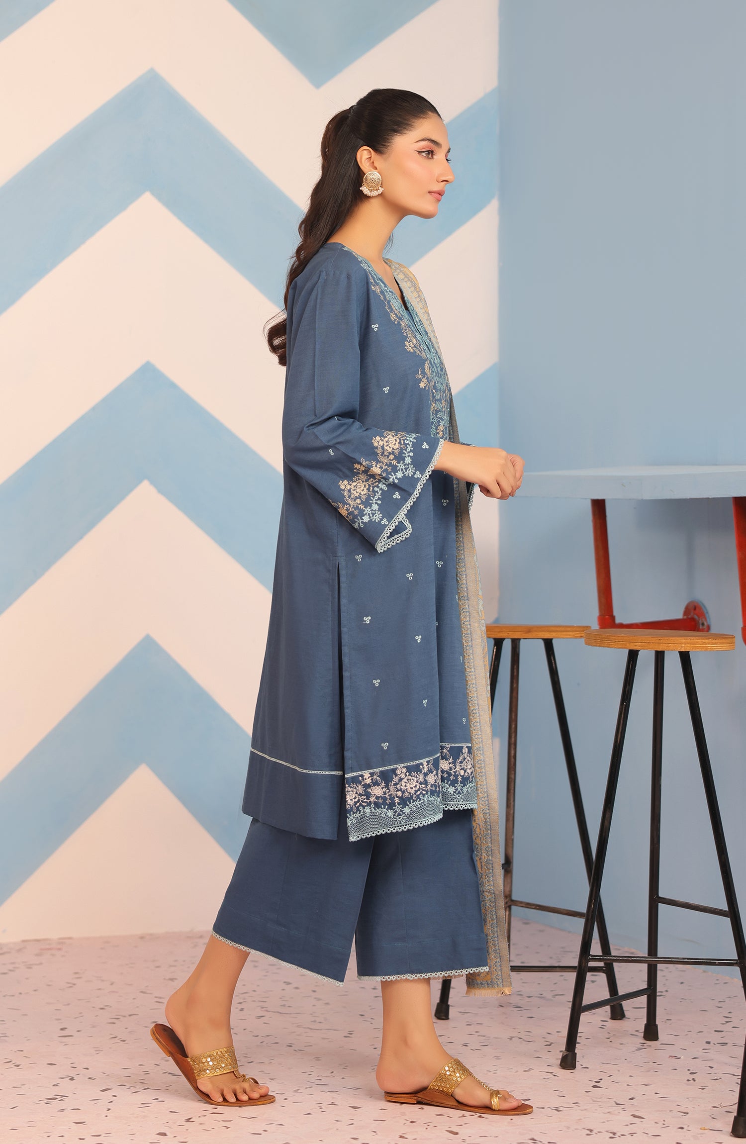 OTL-23-211/S TURQUOISE KHADDAR Women READY TO WEAR SHIRT DUPATTA PANTS