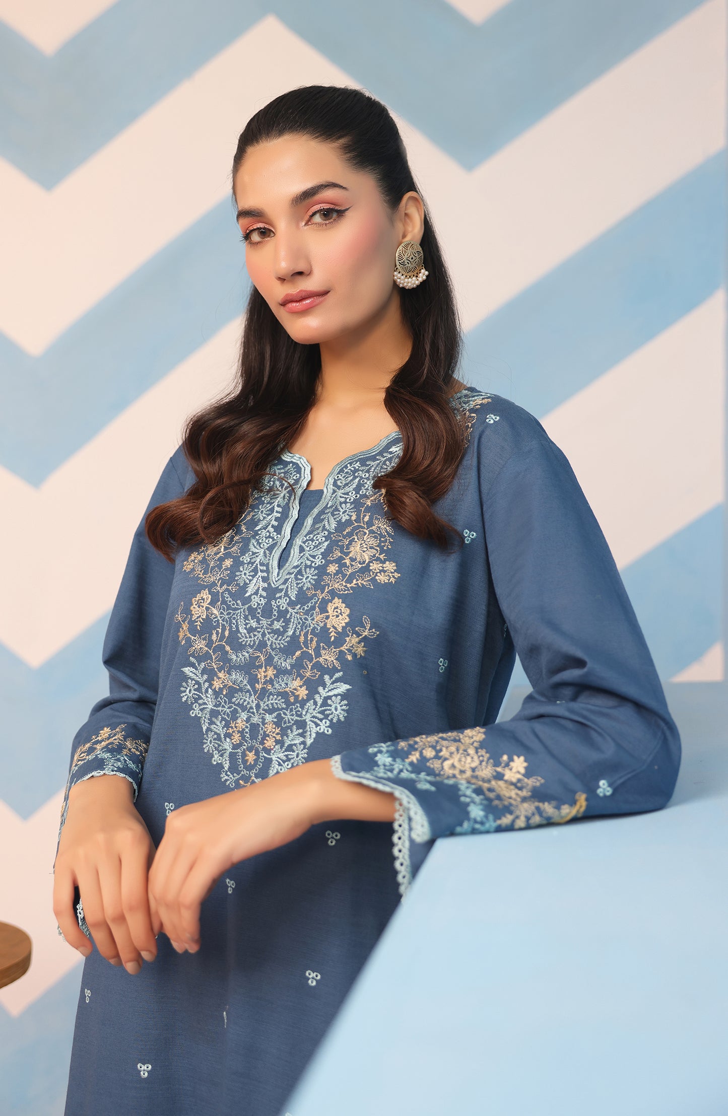 OTL-23-211/S TURQUOISE KHADDAR Women READY TO WEAR SHIRT DUPATTA PANTS