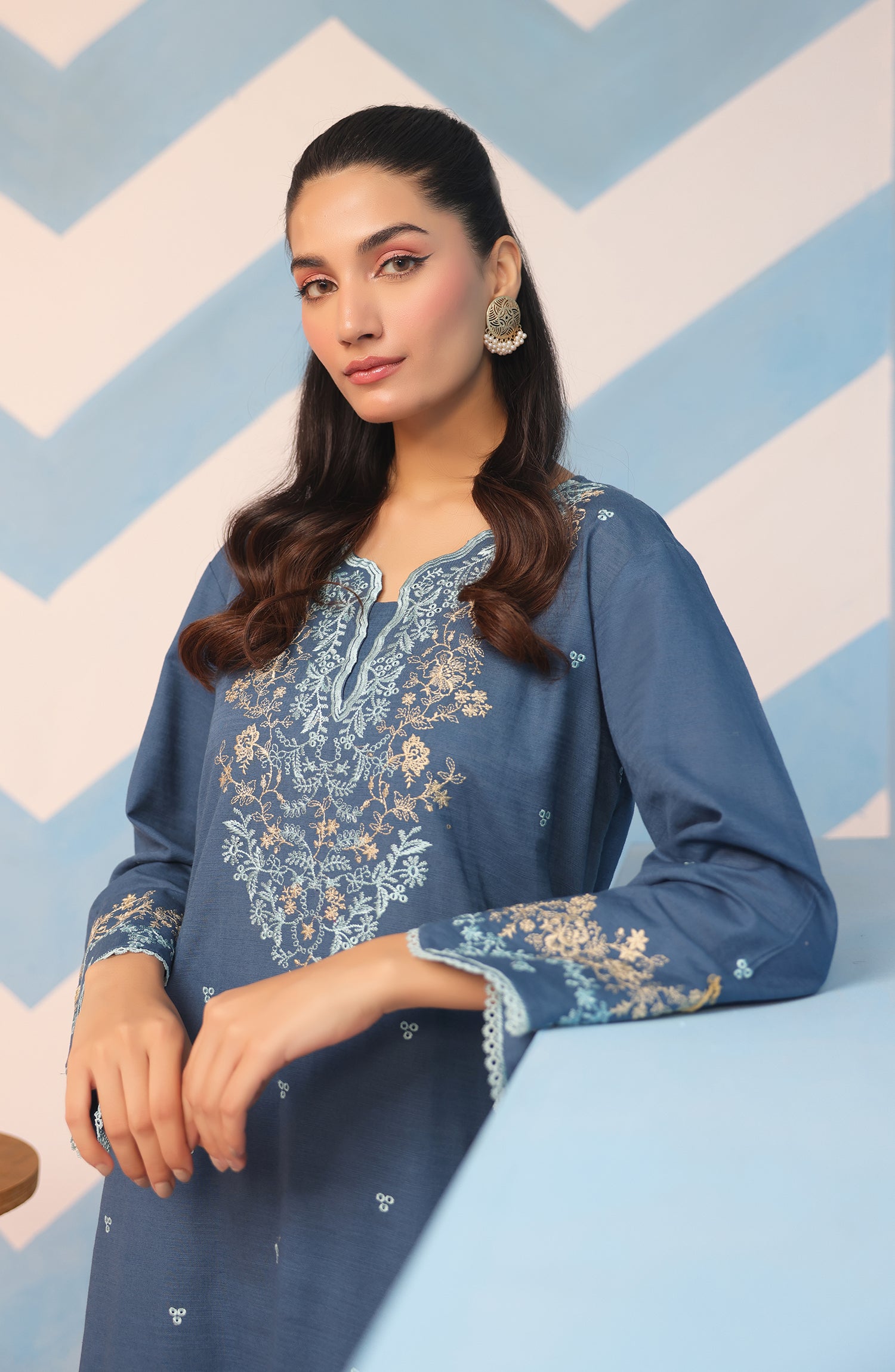 OTL-23-211/S TURQUOISE KHADDAR Women READY TO WEAR SHIRT DUPATTA PANTS