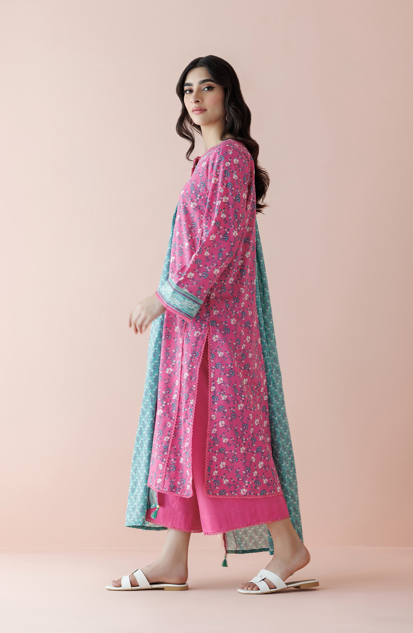 Unstitched 3 Piece Printed Lawn Shirt , Cambric Pant and Lawn Dupatta (OTL-24-232/U PINK)