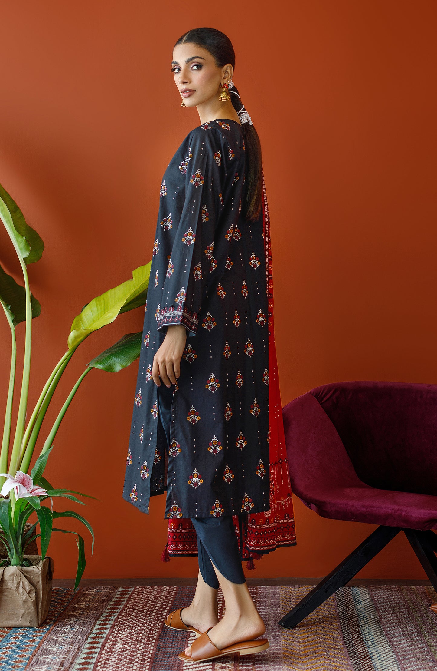 OTL-23-170/U BLACK CAMBRIC Women UNSTITCHED SHIRT DUPATTA PANTS