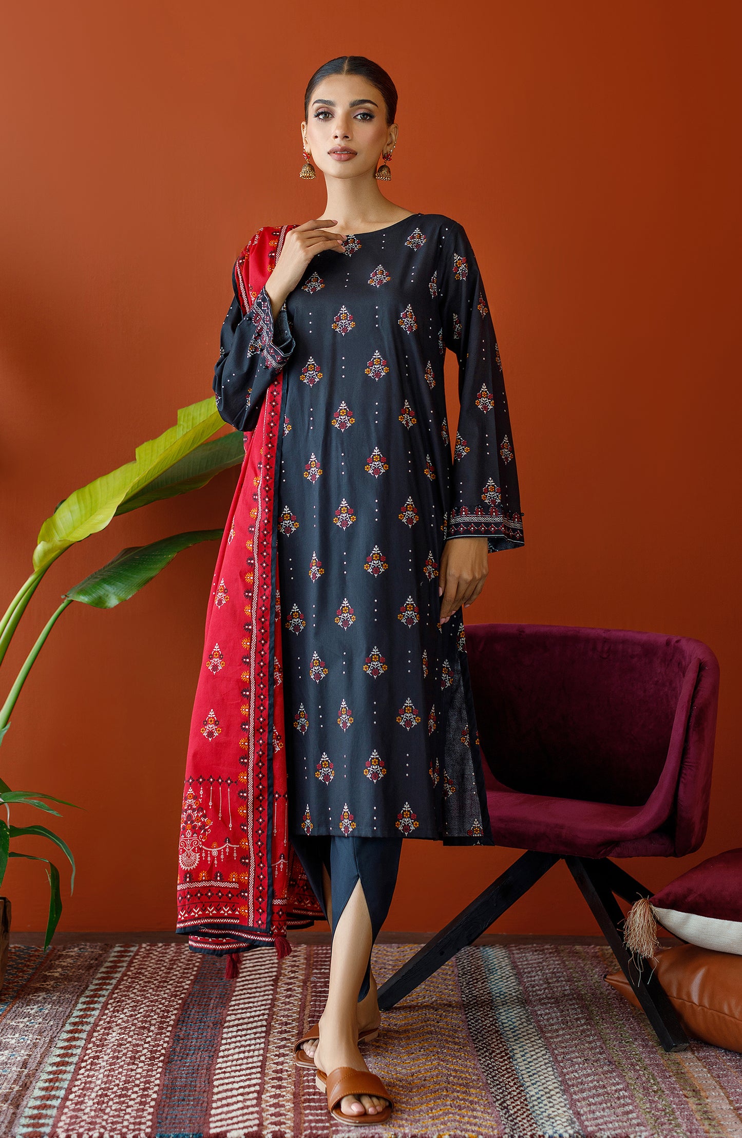 OTL-23-170/U BLACK LAWN Women UNSTITCHED SHIRT DUPATTA PANTS