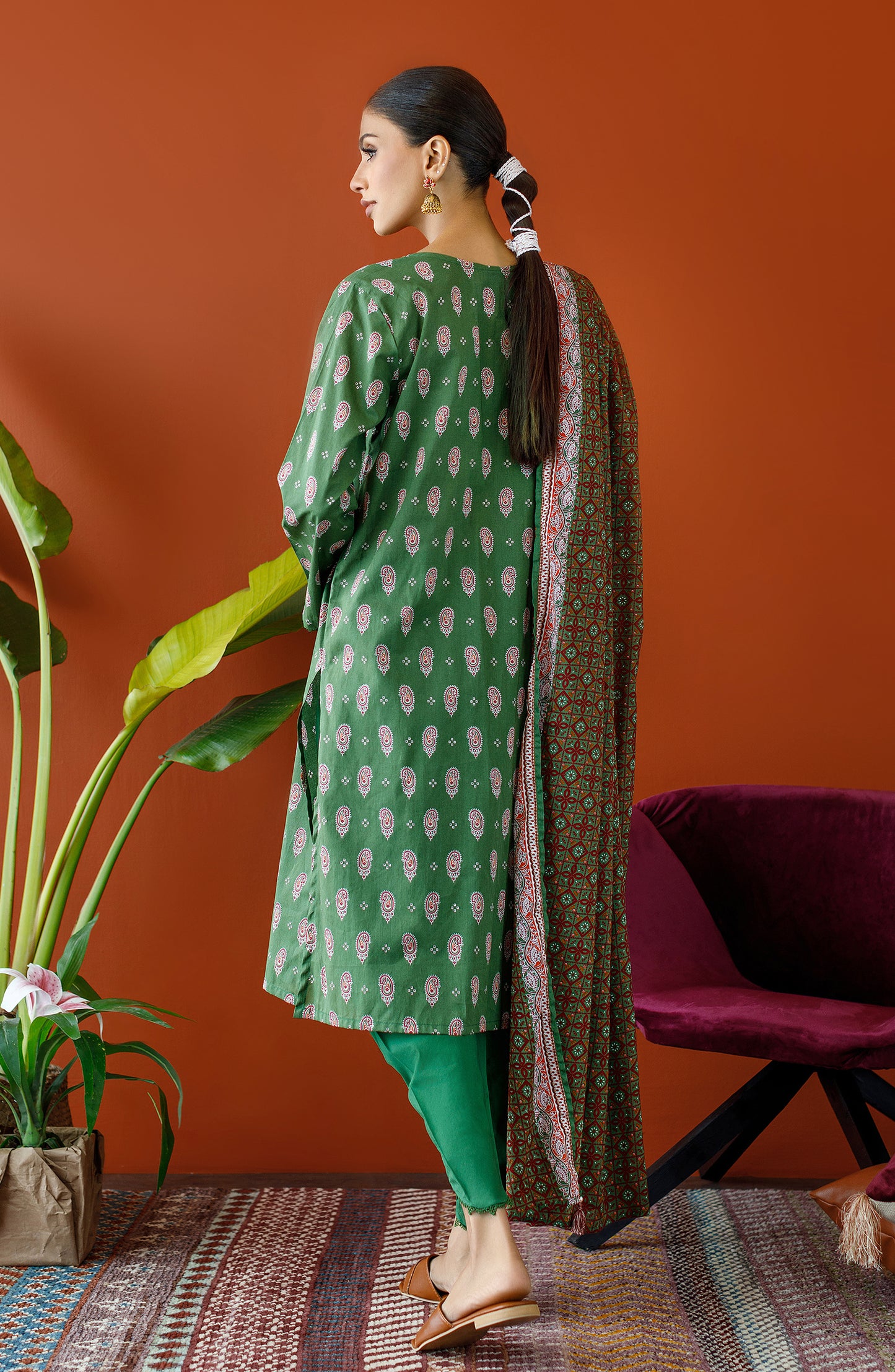 Stitched 3 Piece Printed Cambric Shirt , Cambric Pant and Lawn Dupatta (OTL-23-192/S GREEN)