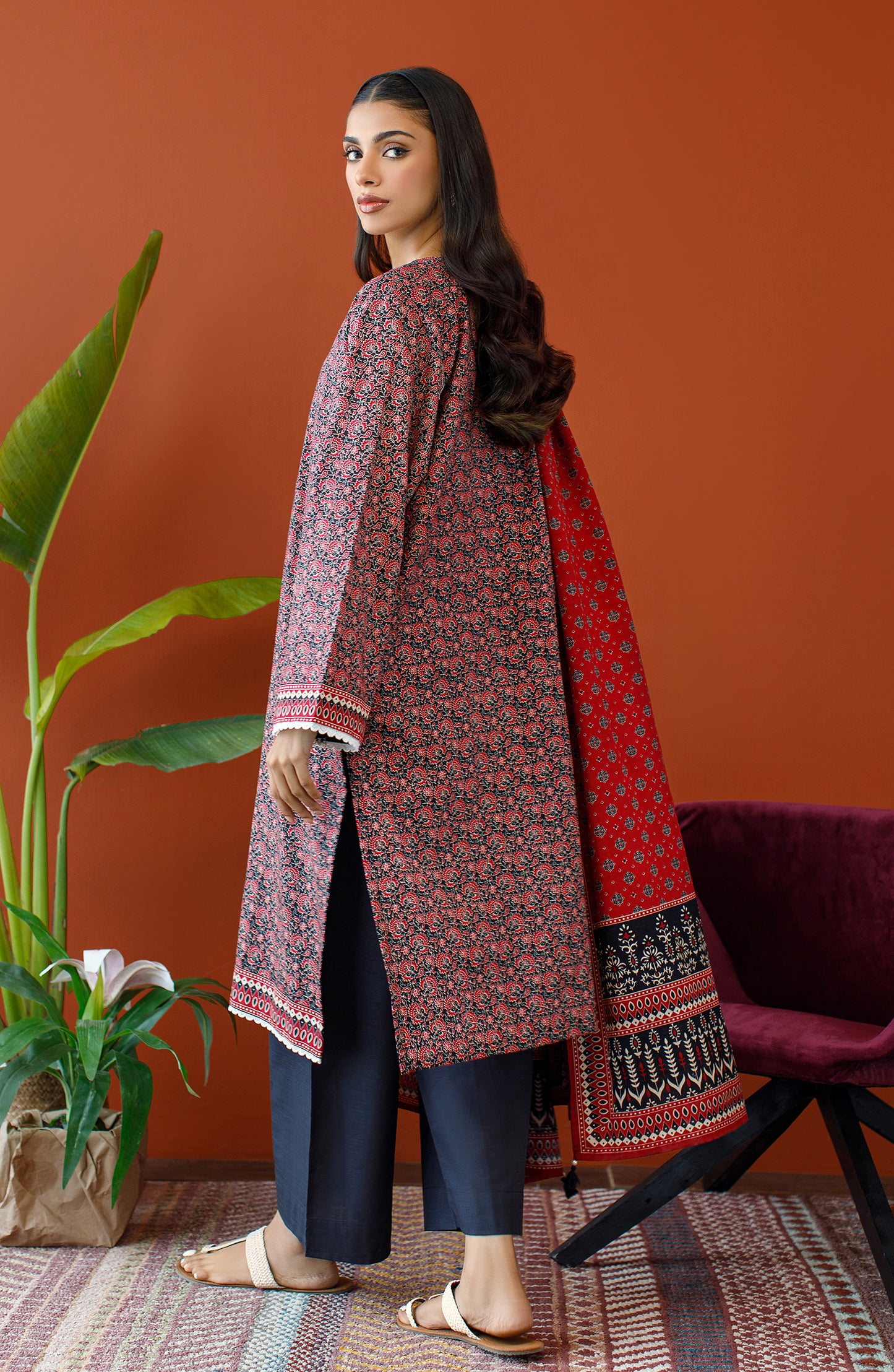 OTL-23-198/U BLACK KHADDAR Women UNSTITCHED SHIRT DUPATTA PANTS