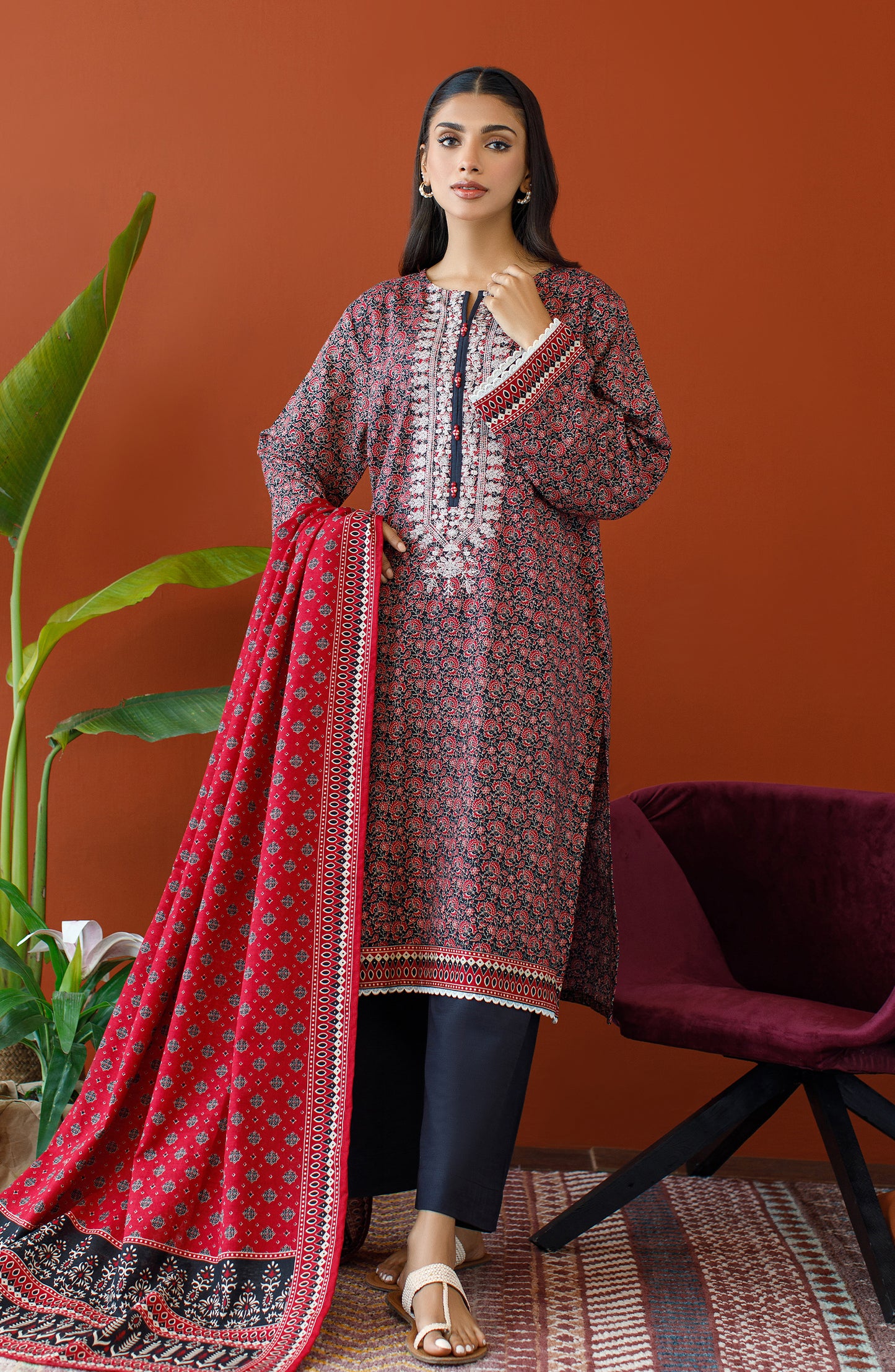 OTL-23-198/U BLACK KHADDAR Women UNSTITCHED SHIRT DUPATTA PANTS