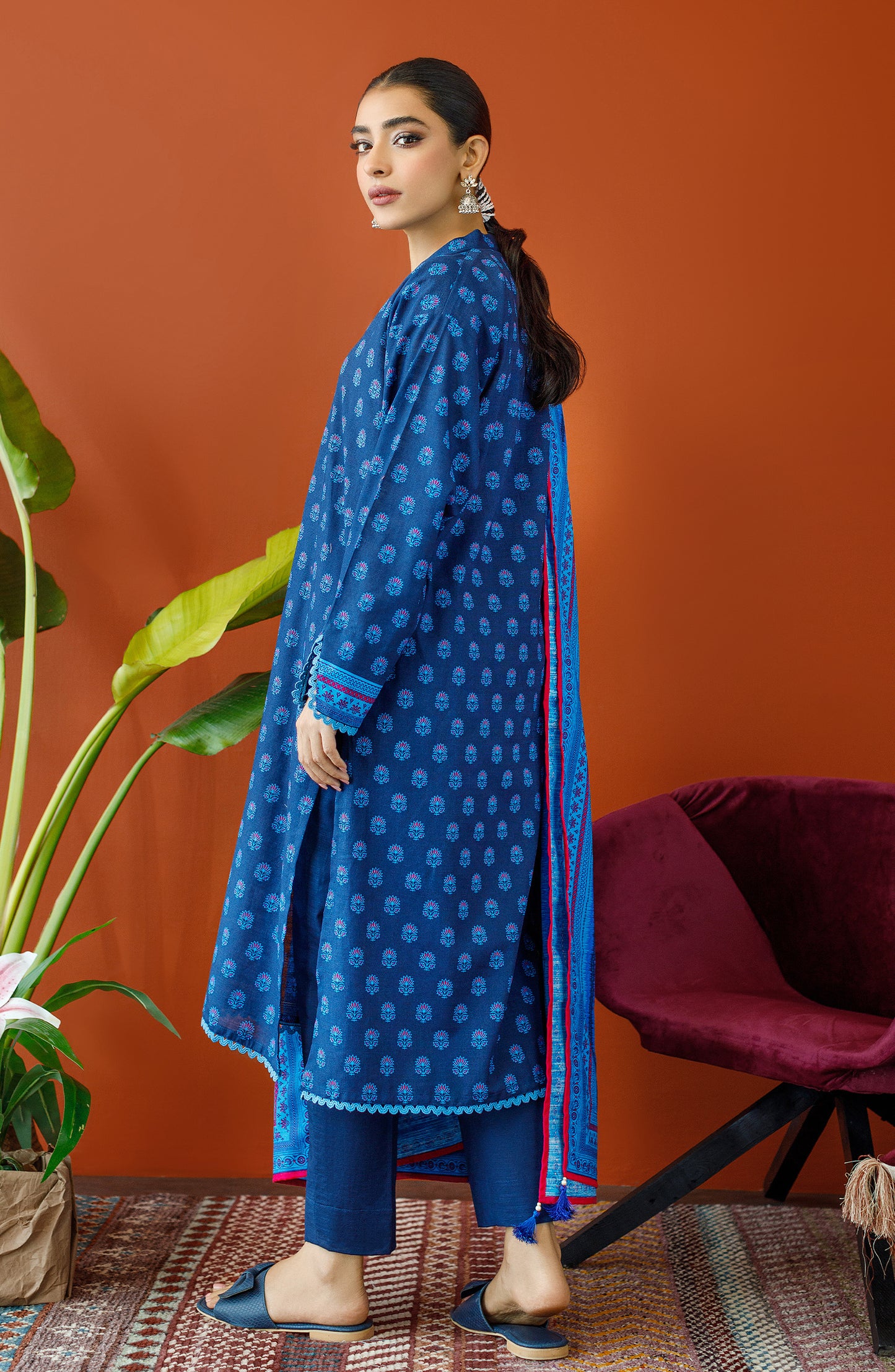 OTL-23-201/U NAVY KHADDAR Women UNSTITCHED SHIRT DUPATTA PANTS