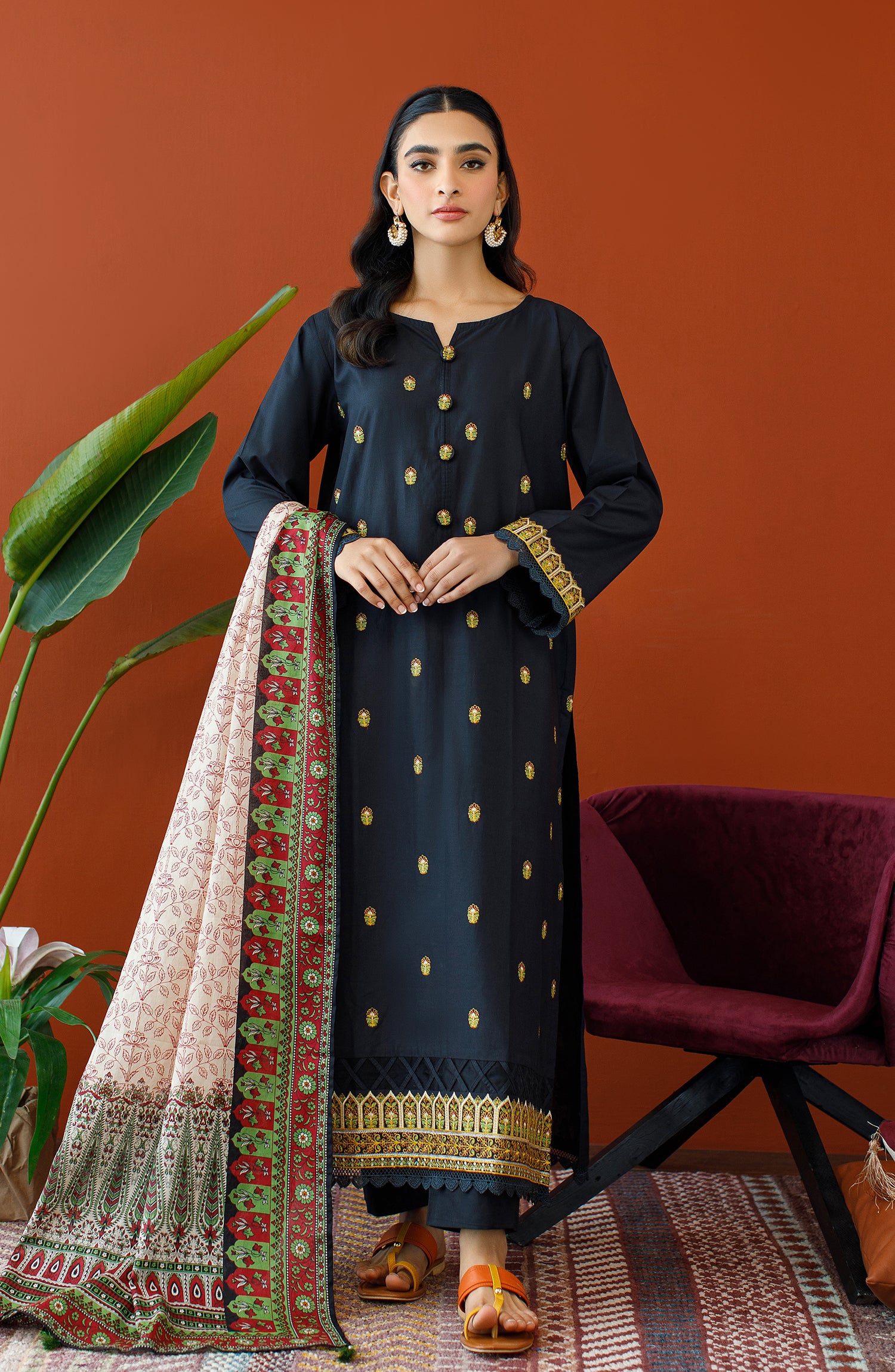 Stitched 3 Piece Embroidered Cambric Shirt , Cambric Pant and Lawn Dupatta (OTL-23-212/S BLACK)