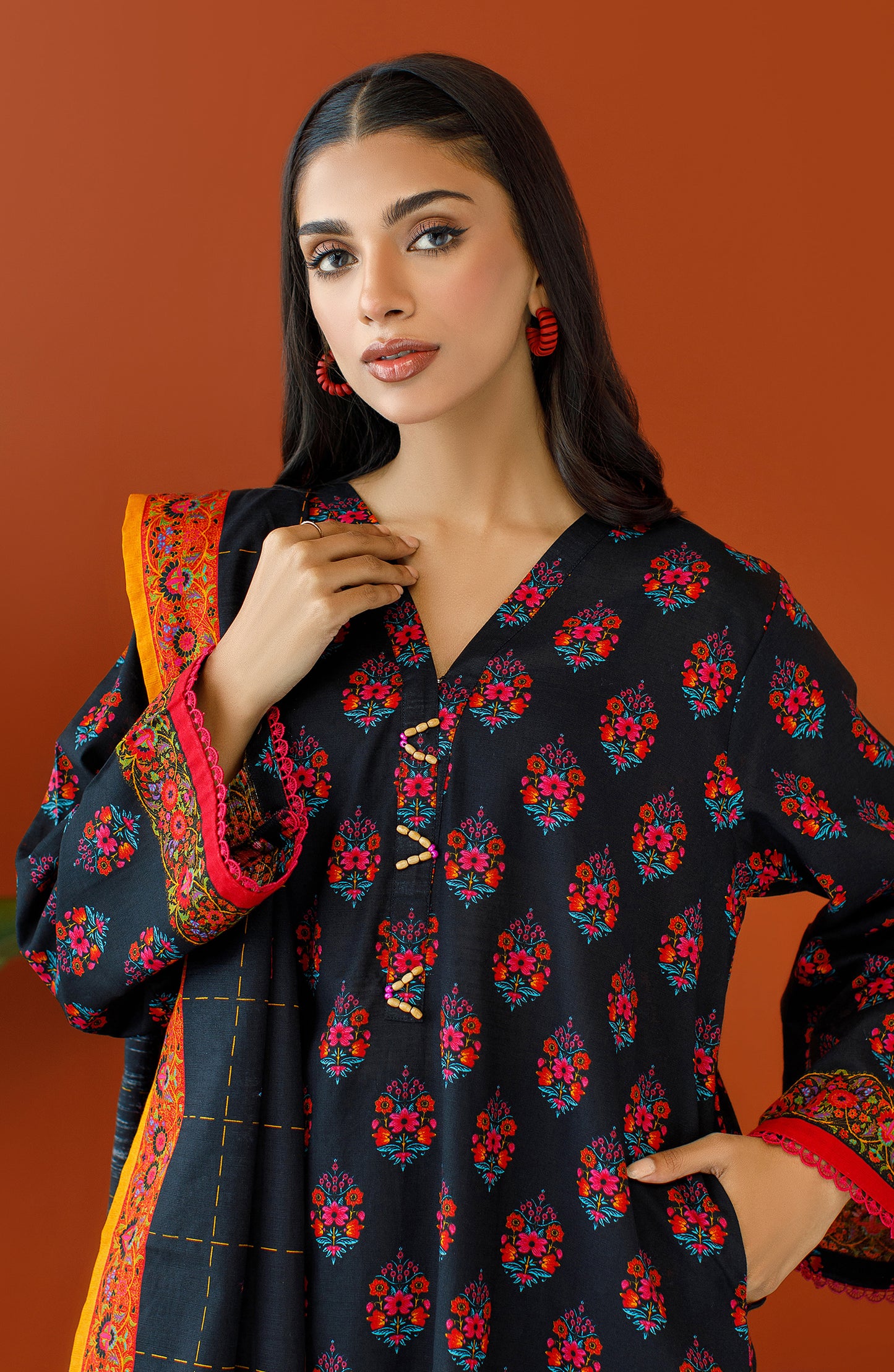 Stitched 3 Piece Printed Khaddar Shirt , Khaddar Pant and Khaddar Dupatta (OTL-23-230/S BLACK)