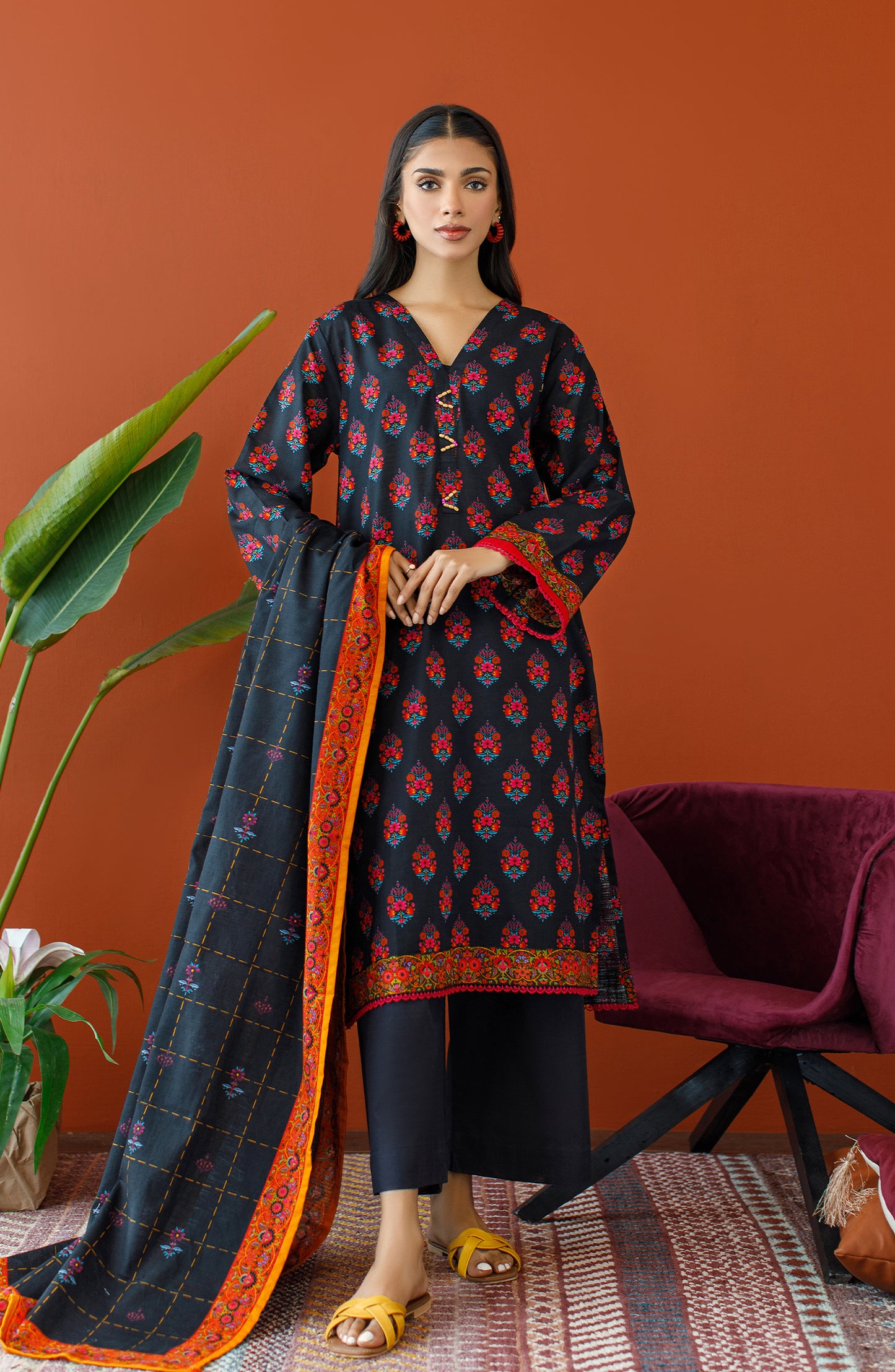 Stitched 3 Piece Printed Khaddar Shirt , Khaddar Pant and Khaddar Dupatta (OTL-23-230/S BLACK)