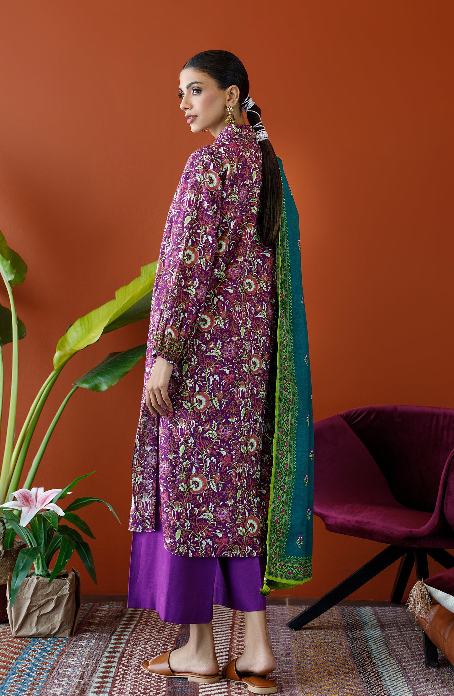 OTL-23-231/U MAGENTA KHADDAR Women UNSTITCHED SHIRT DUPATTA PANTS