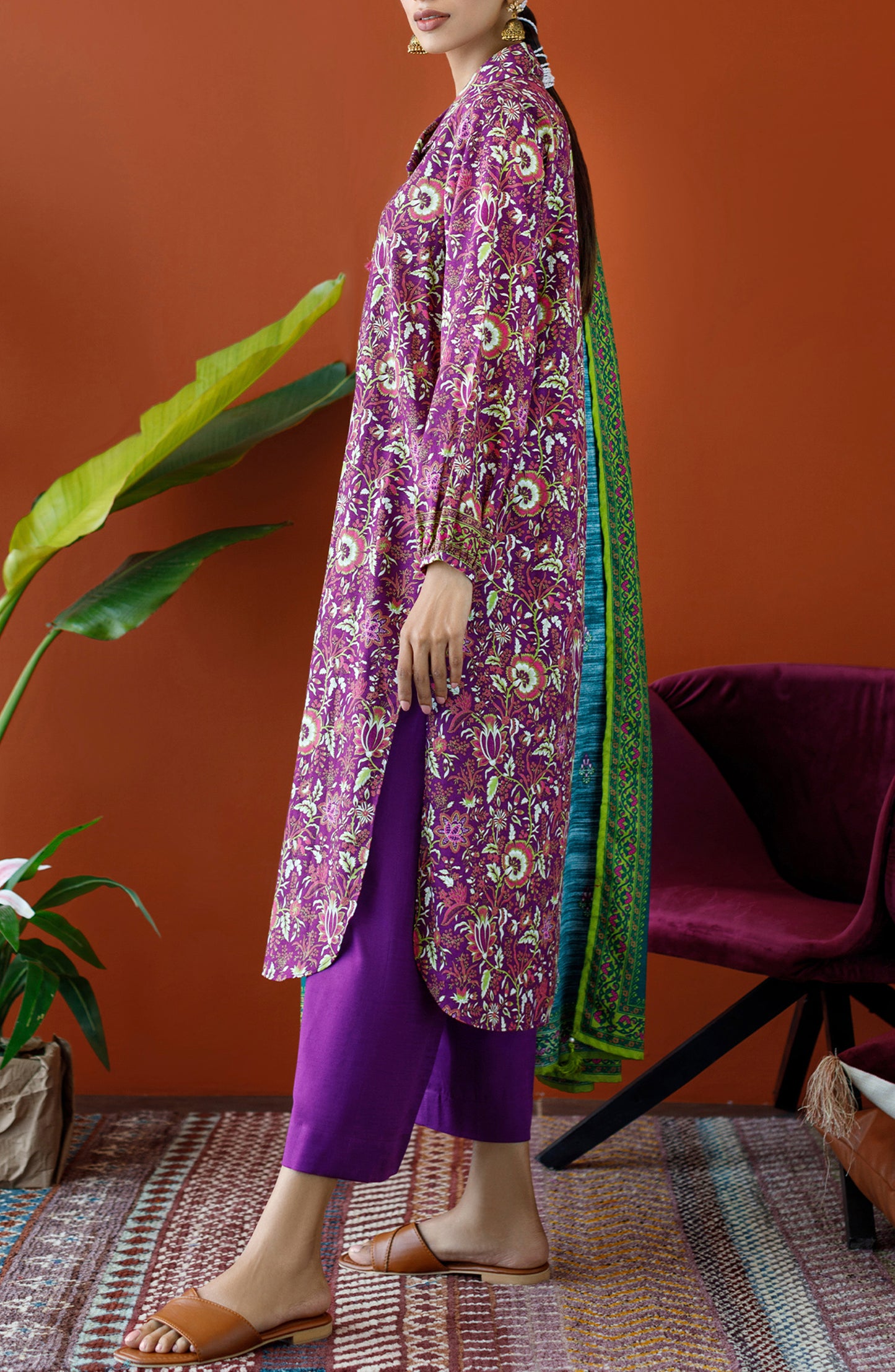 OTL-23-231/U MAGENTA KHADDAR Women UNSTITCHED SHIRT DUPATTA PANTS