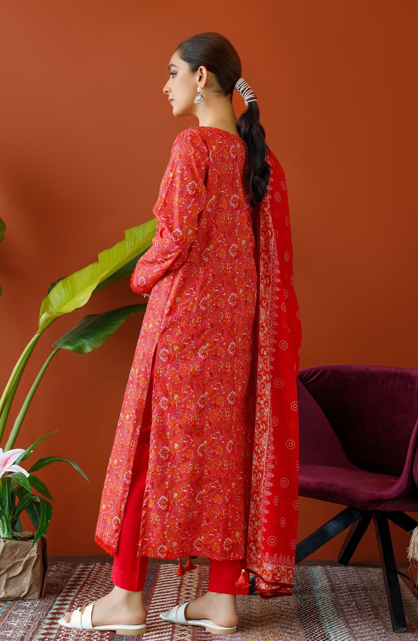 OTL-23-244/U RED CAMBRIC Women UNSTITCHED SHIRT DUPATTA PANTS