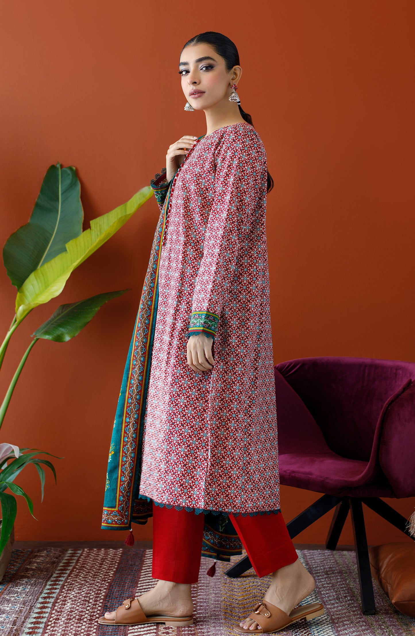 OTL-23-269/U MAROON KHADDAR Women UNSTITCHED SHIRT DUPATTA PANTS