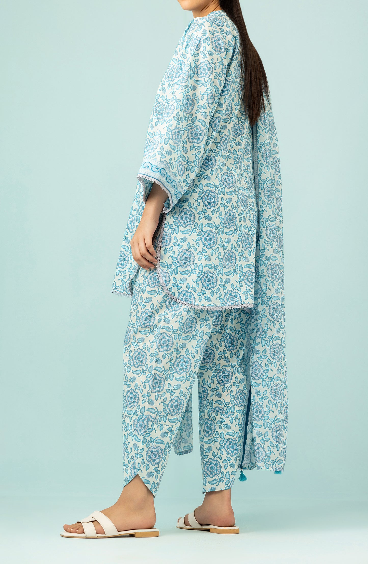 OTL-24-424/U ICE BLUE LAWN Women UNSTITCHED SHIRT DUPATTA PANTS
