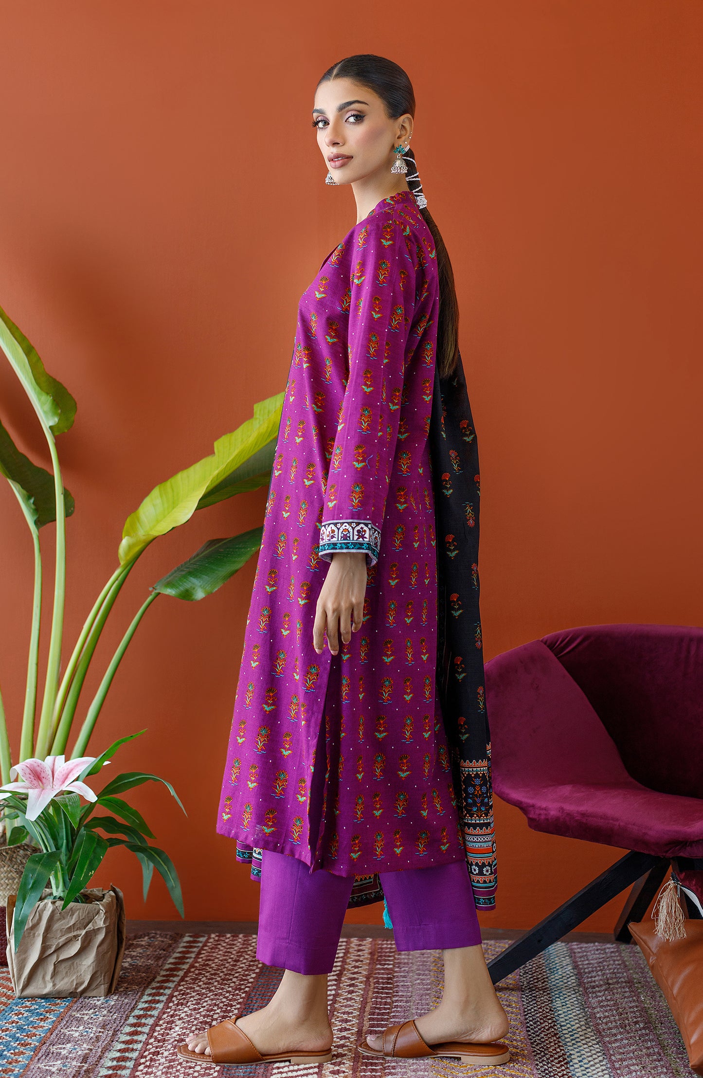 OTL-23-305/U MAGENTA KHADDAR Women UNSTITCHED SHIRT DUPATTA PANTS