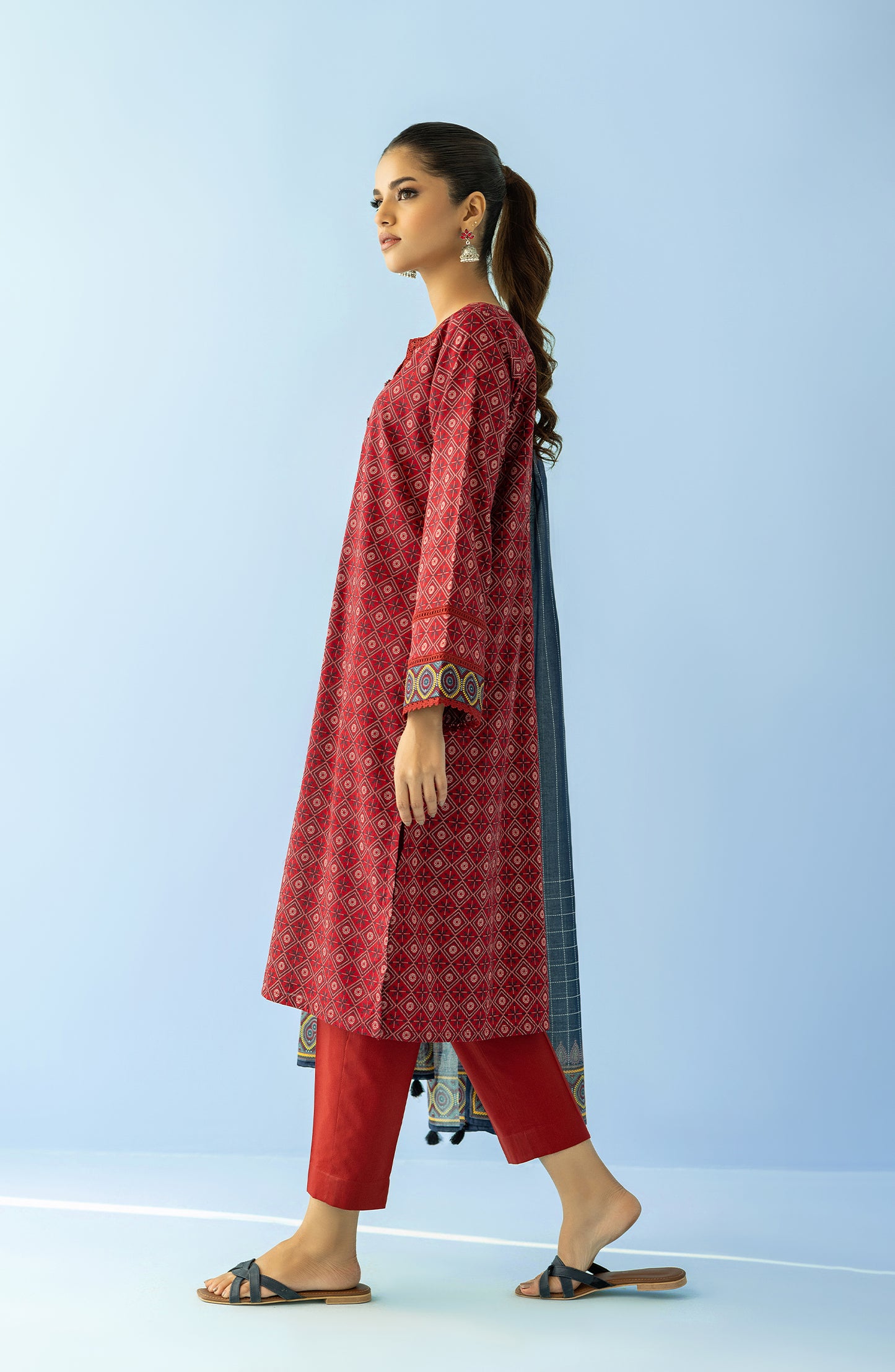 Stitched 3 Piece Printed Lawn Shirt , Cambric Pant and Lawn Dupatta (OTL-24-082/S MAROON)