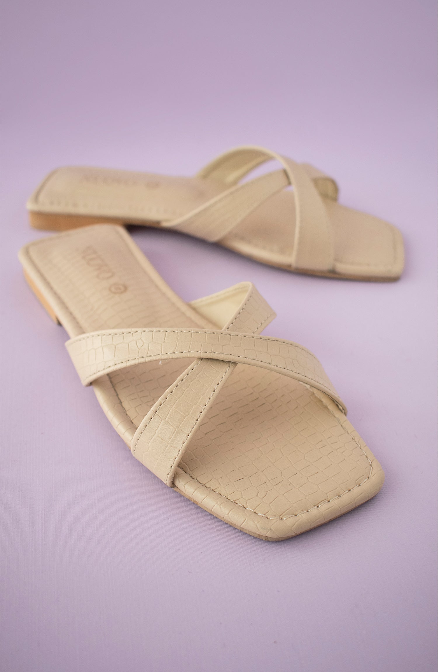 ORFS-100 BEIGE MIX  FOOTWEAR FLAT SANDALS
