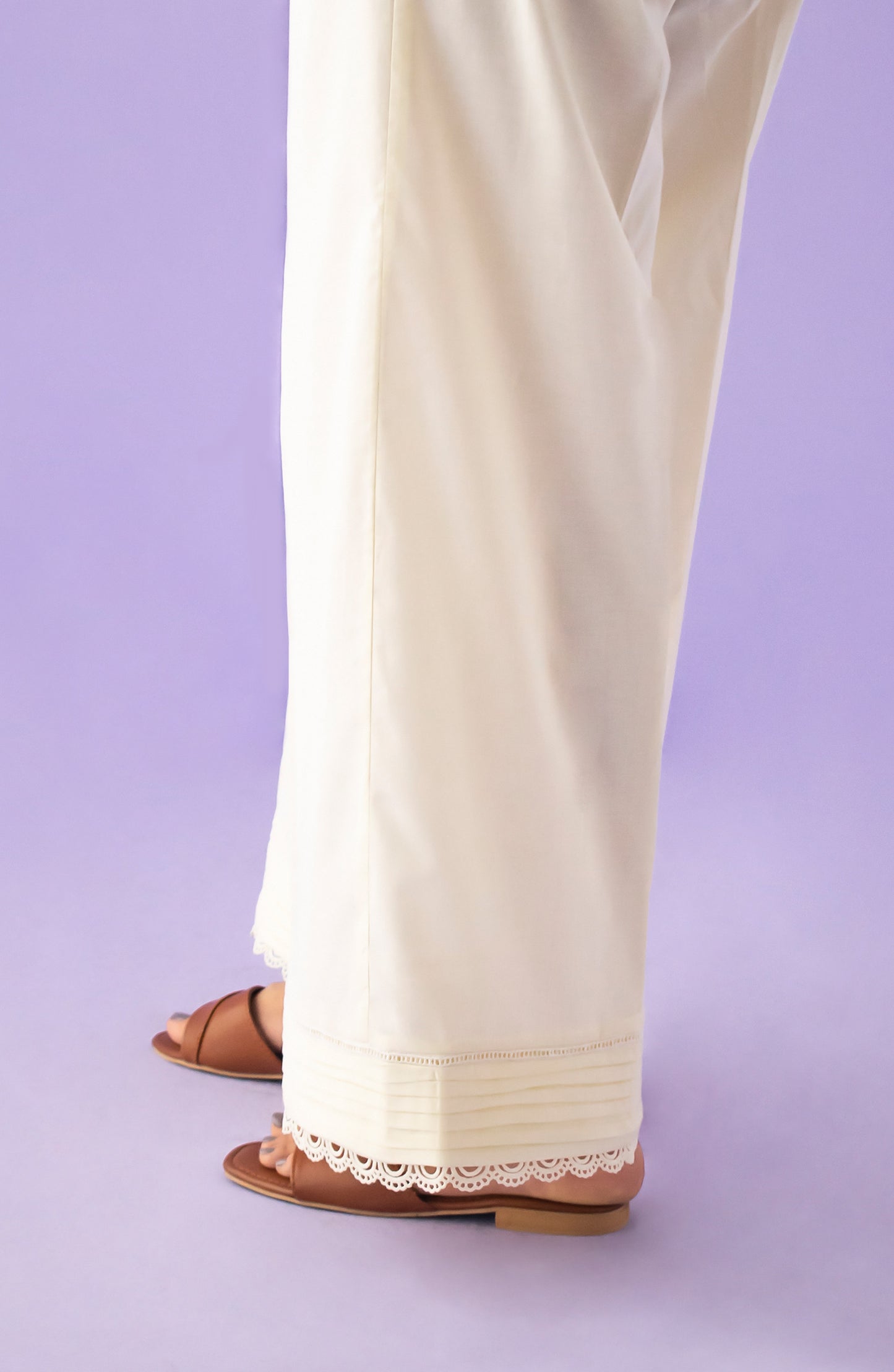 NB-T-PL-23-003 CREAM CAMBRIC SCTROUSER STITCHED BOTTOMS TROUSER