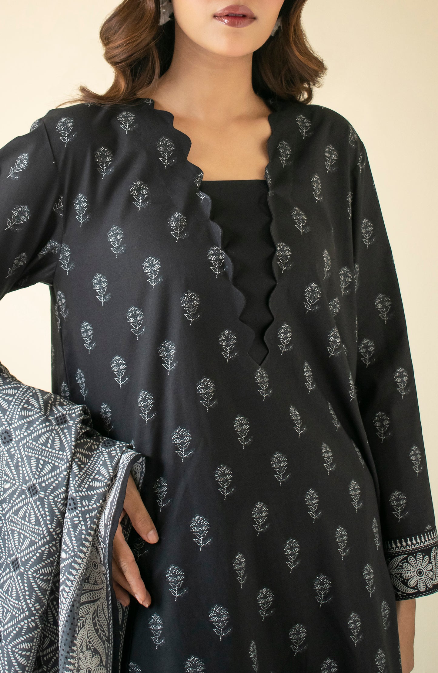 OTL-24-116/U BLACK COTTON VISCOSE Women UNSTITCHED SHIRT DUPATTA PANTS