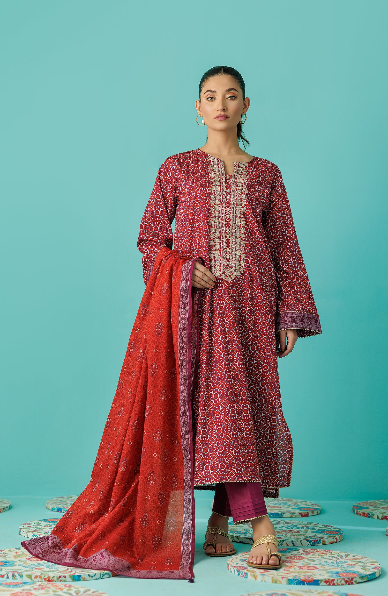 Stitched 3 Piece Premium Embroidered Casual Lawn Shirt , Cambric Pant and Lawn Dupatta (OTL-24-049/S MAROON)