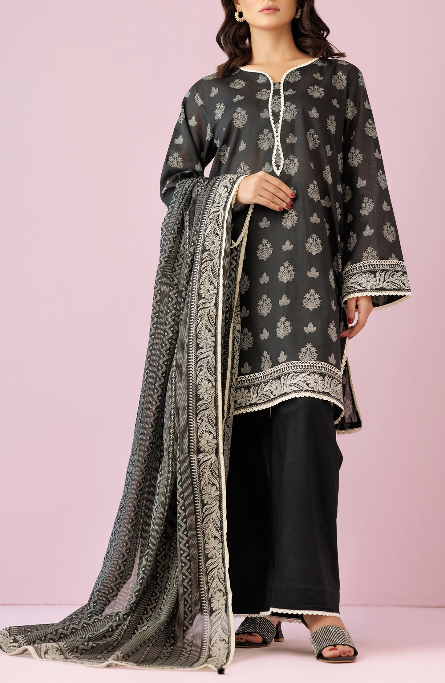 OTL-24-206/U BLACK LAWN Women UNSTITCHED SHIRT DUPATTA PANTS