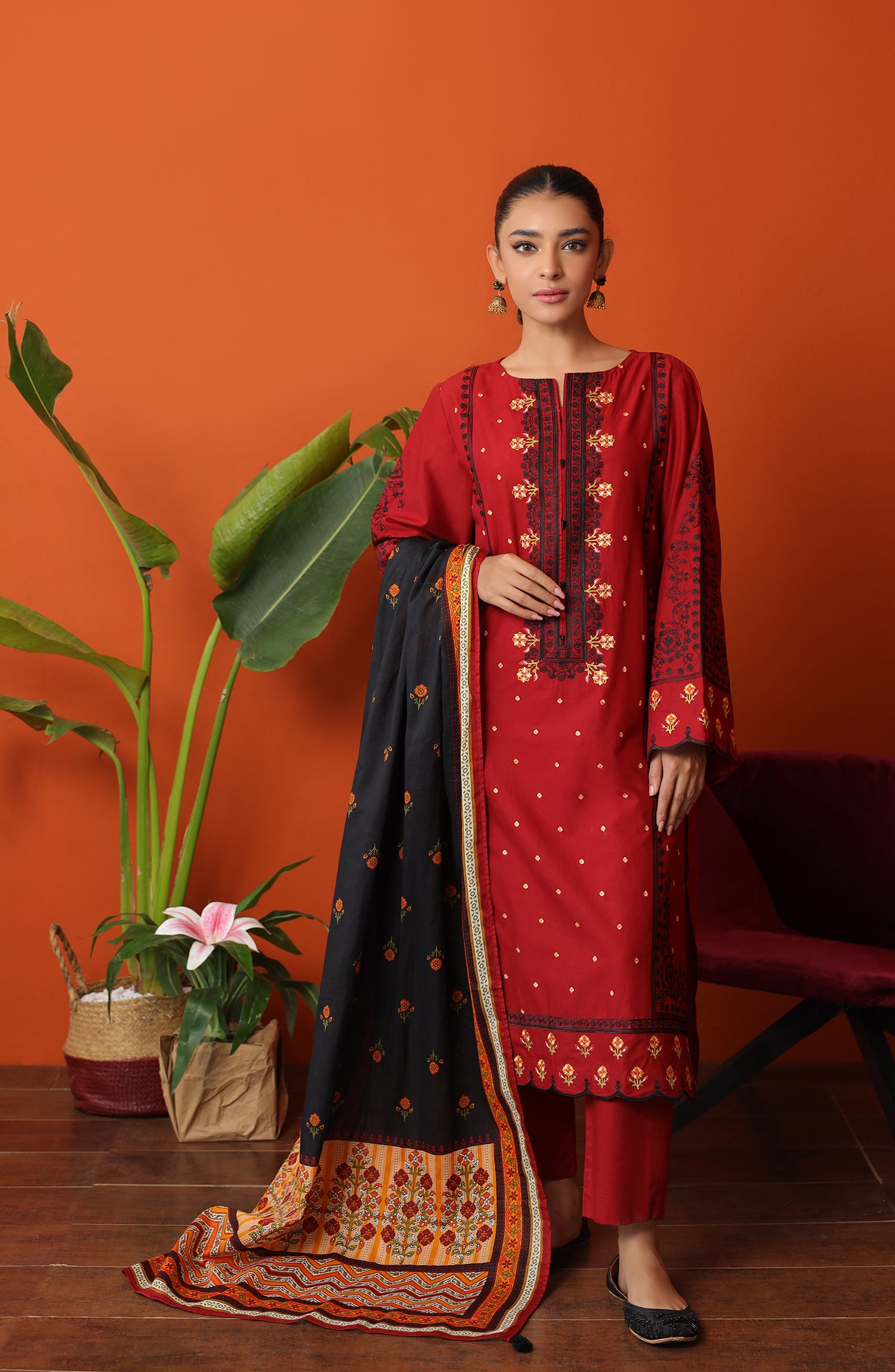 Stitched 3 Piece Embroidered Cambric Shirt , Cambric Pant and Lawn Dupatta (OTL-23-263/S MAROON)