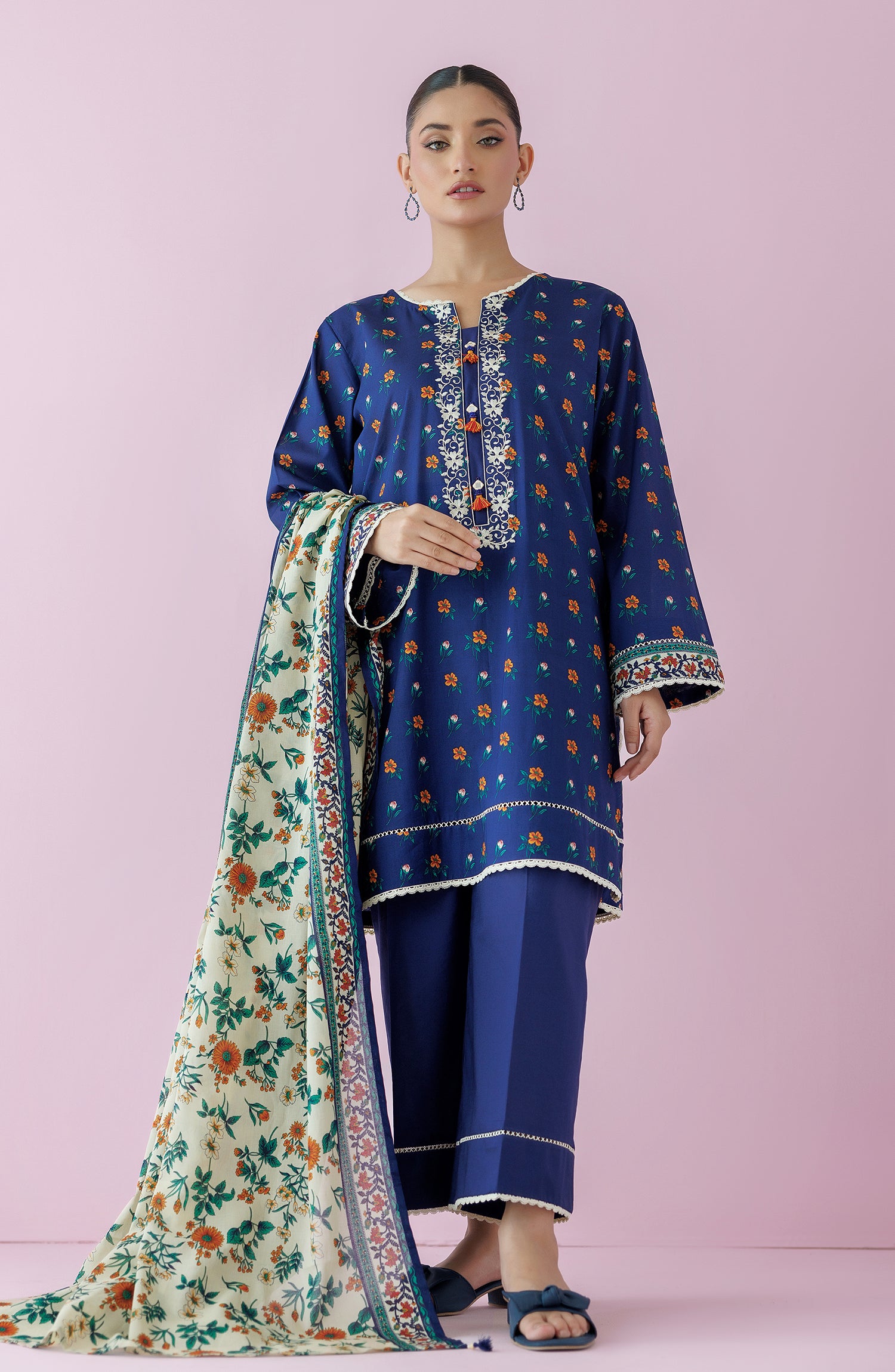 Unstitched 3 Piece Embroidered Lawn