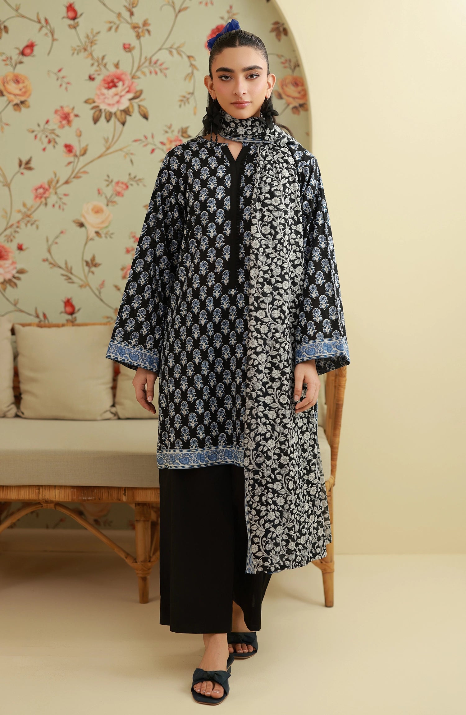 Unstitched | 3 Piece | Printed | Lawn Shirt | OTL-20615/U BLACK