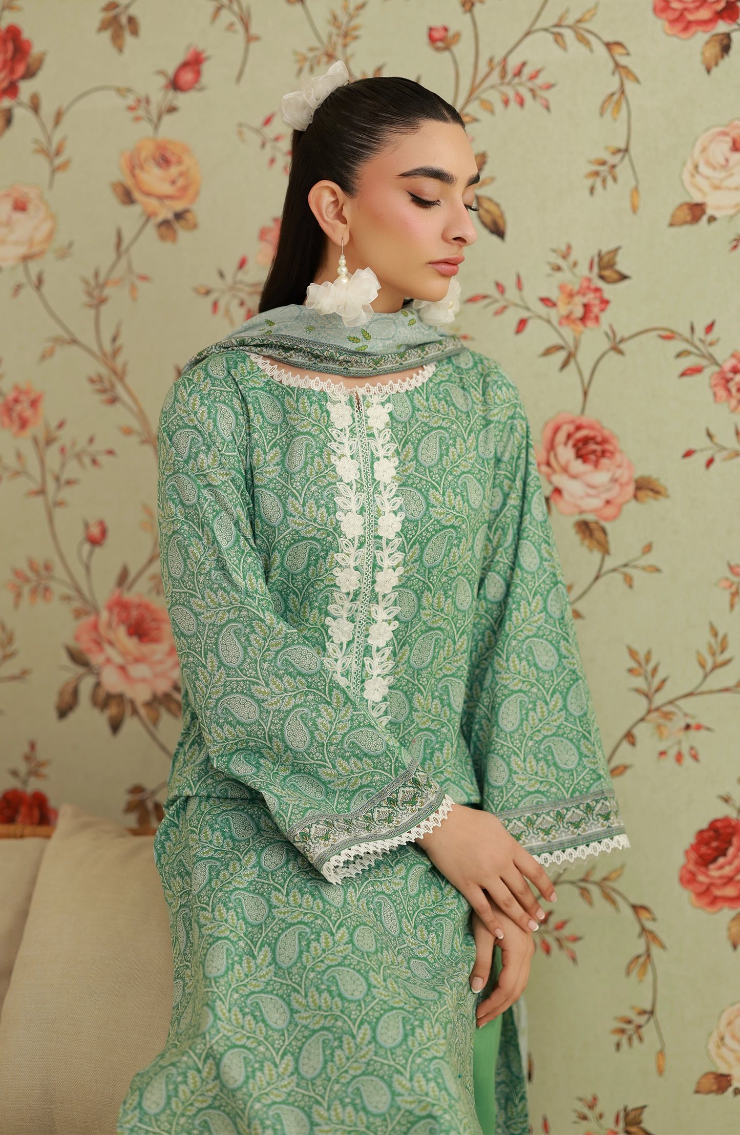 Unstitched | 3 Piece | Embroidered | Lawn Shirt | OTL-20915/U GREEN